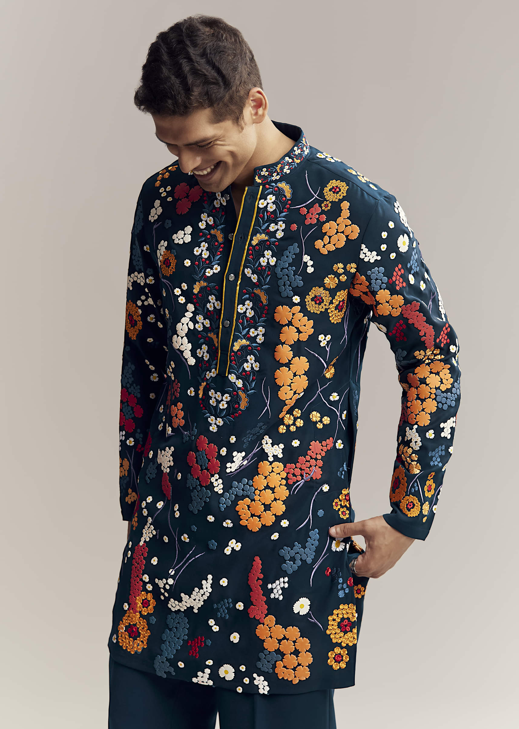 Blue Kurta Set For Men With Patchwork - Image 4