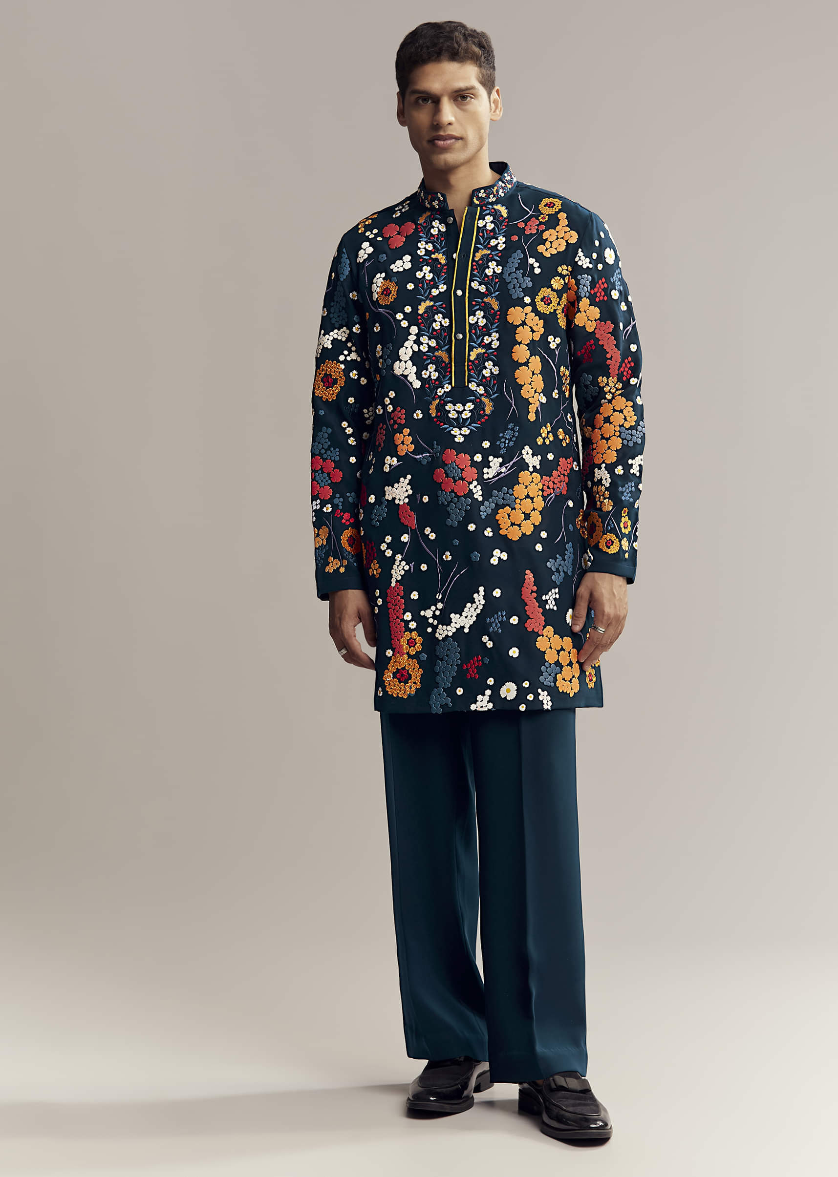 Blue Kurta Set For Men With Patchwork - Image 7
