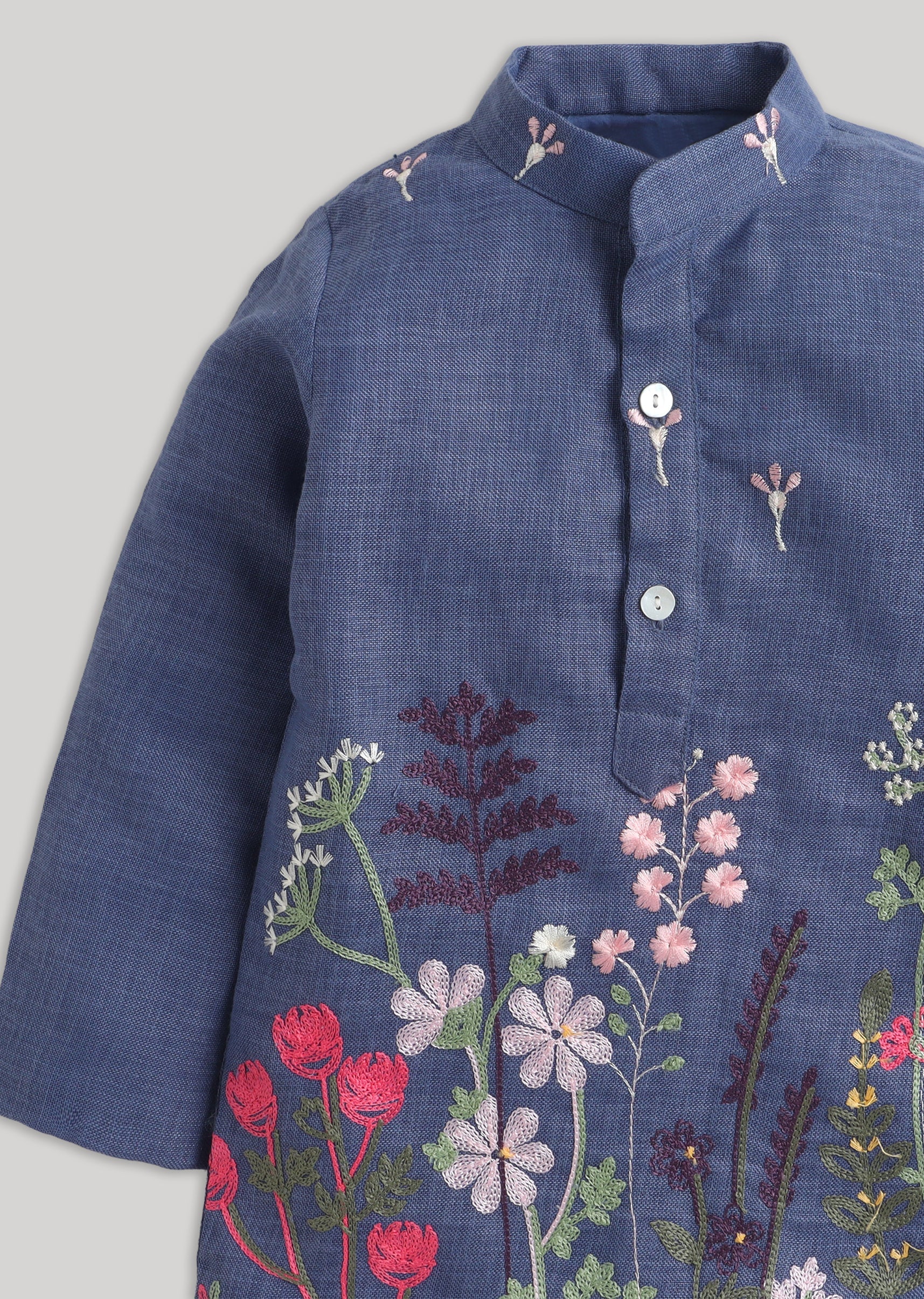 Blue Kurta Set With Multicolour Detailing And Embroidery - Image 4