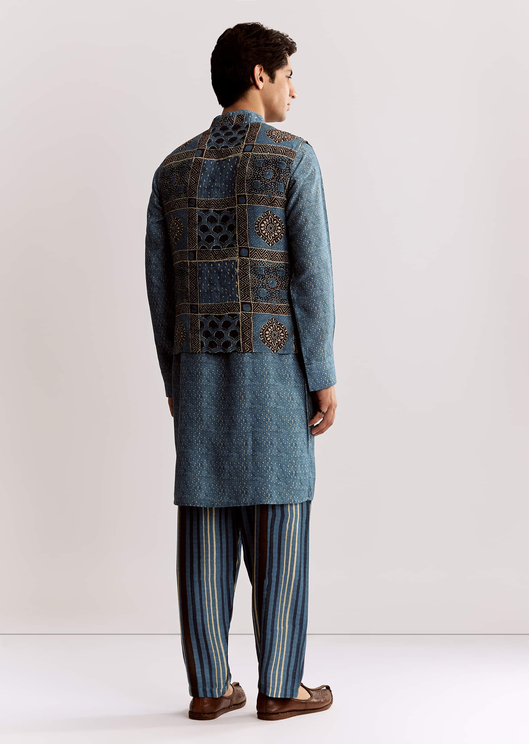 Blue Linen Kurta Jacket Set With Ajrakh Print - Image 5