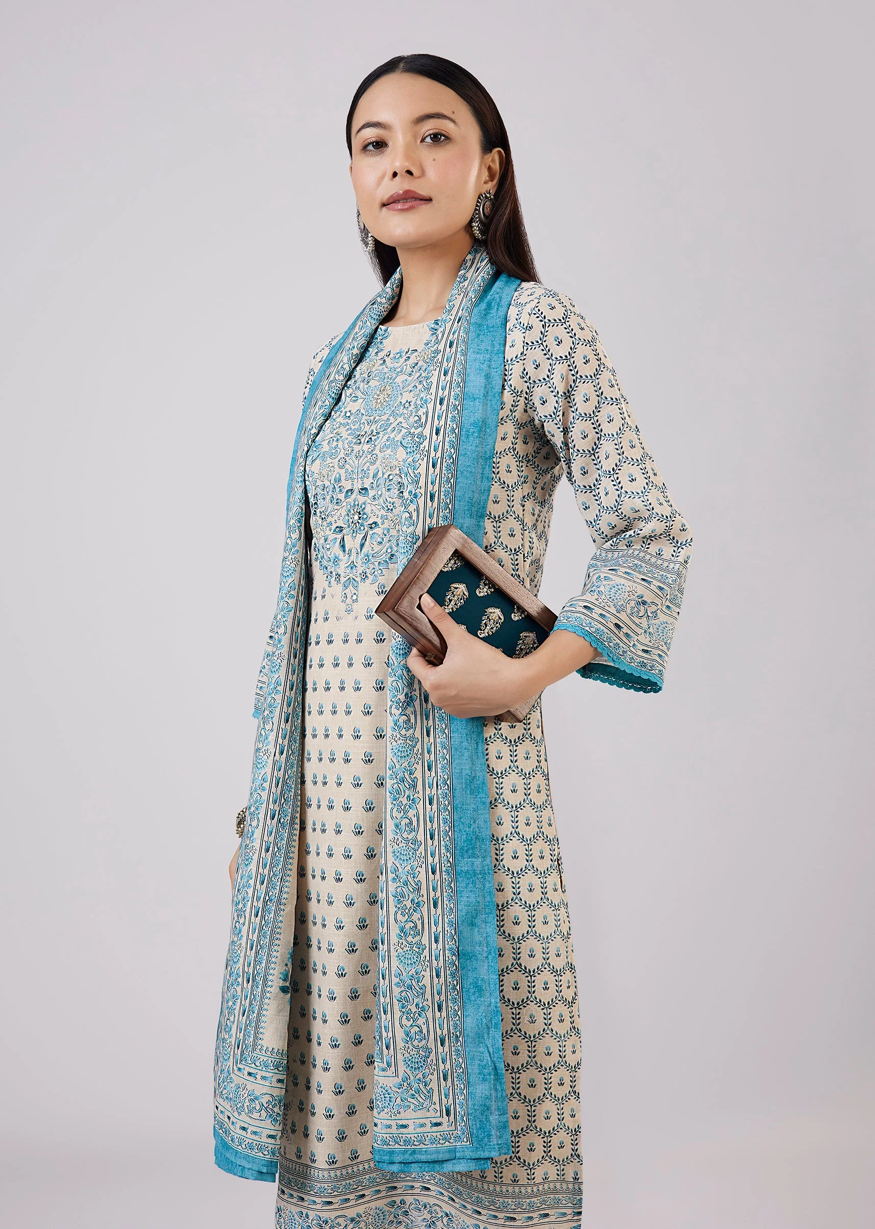 Blue Linen Kurta Set With Sequins And Thread Work - Image 4