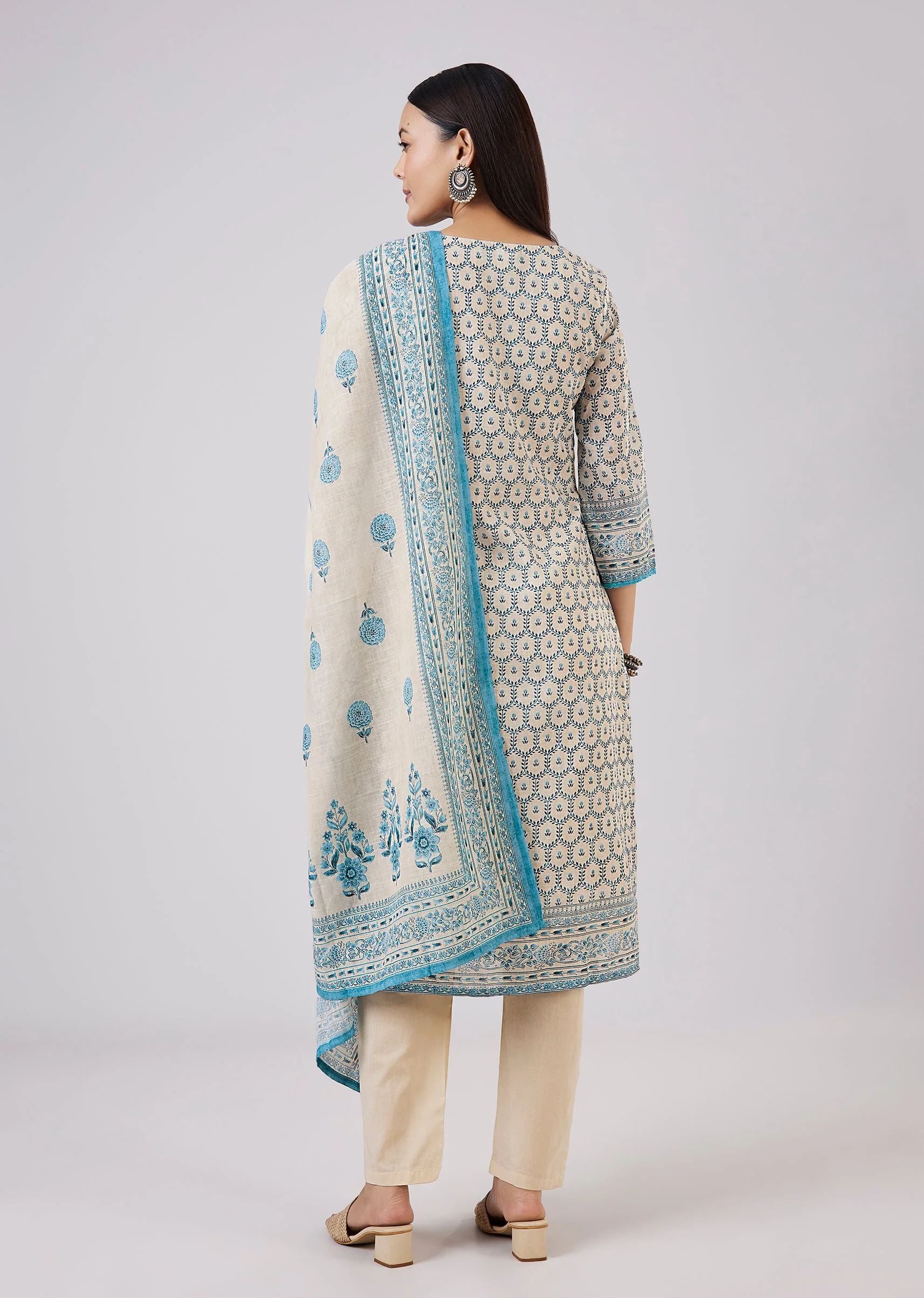 Blue Linen Kurta Set With Sequins And Thread Work - Image 5