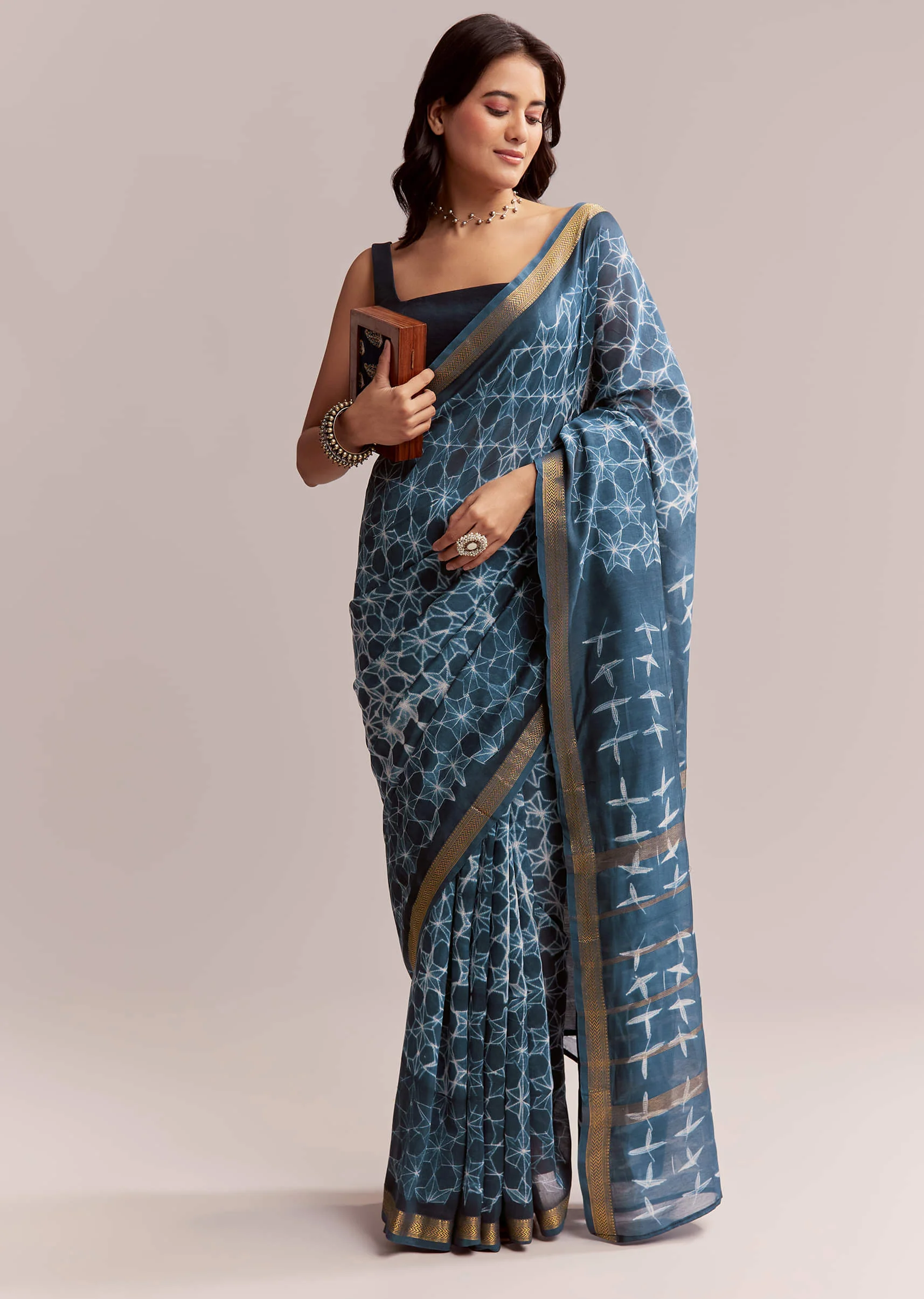 Blue Linen Printed Saree With Hand Dyed Shibori Print - Image 3