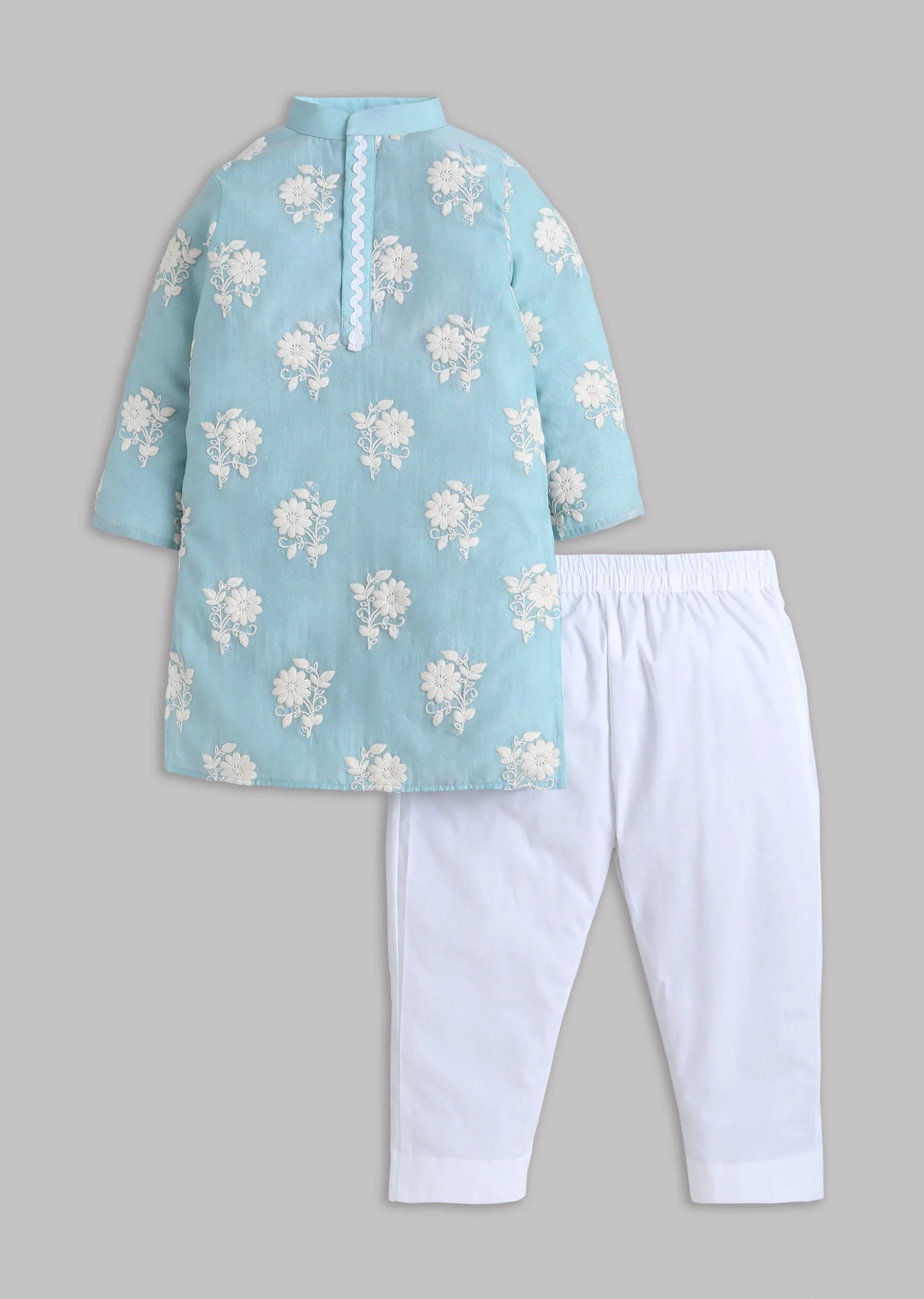 Blue Mul Chanderi Embroidered Kurta Set With Mandarin Collar