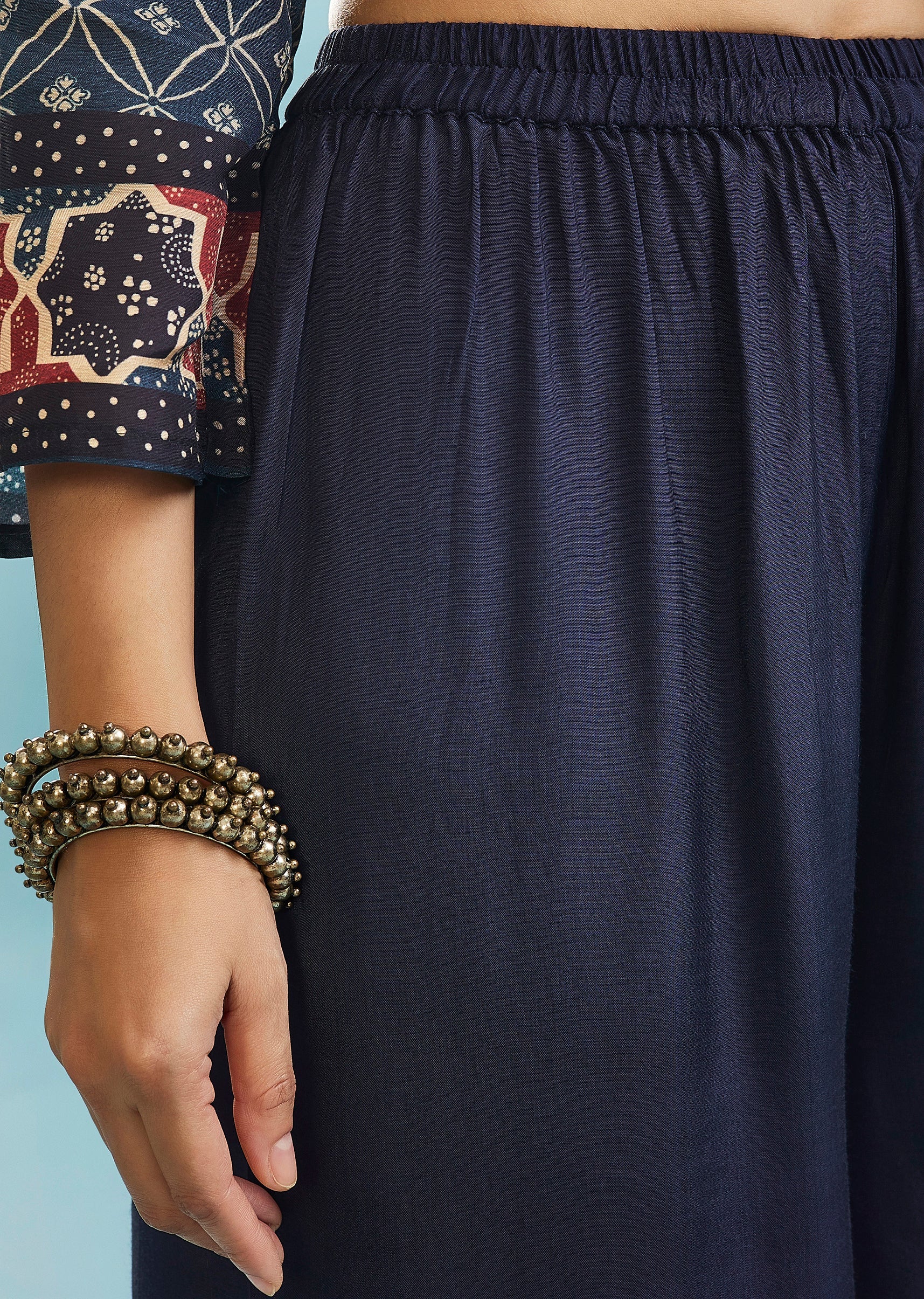 Blue Muslin Palazzo Set With Thread Work - Image 6
