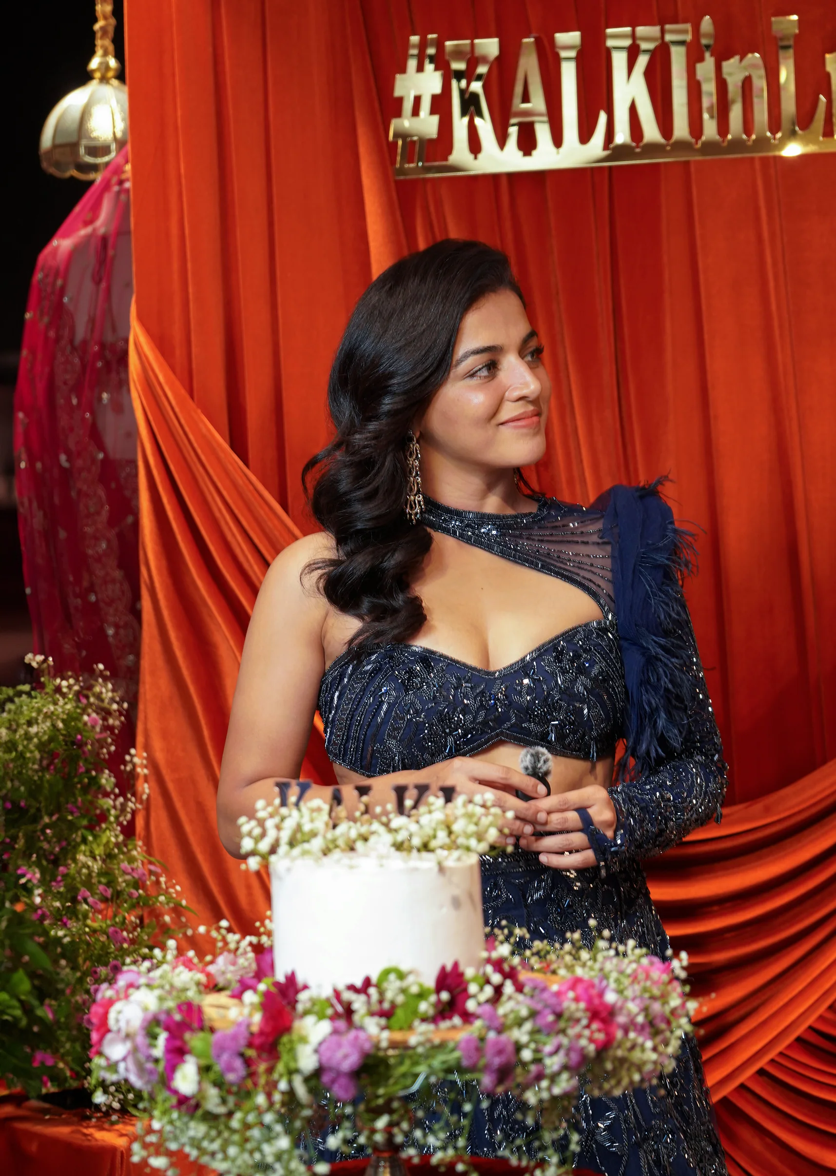 Blue Net Bridal Lehenga With Cut Dana And Beads Embroidery - Image 3
