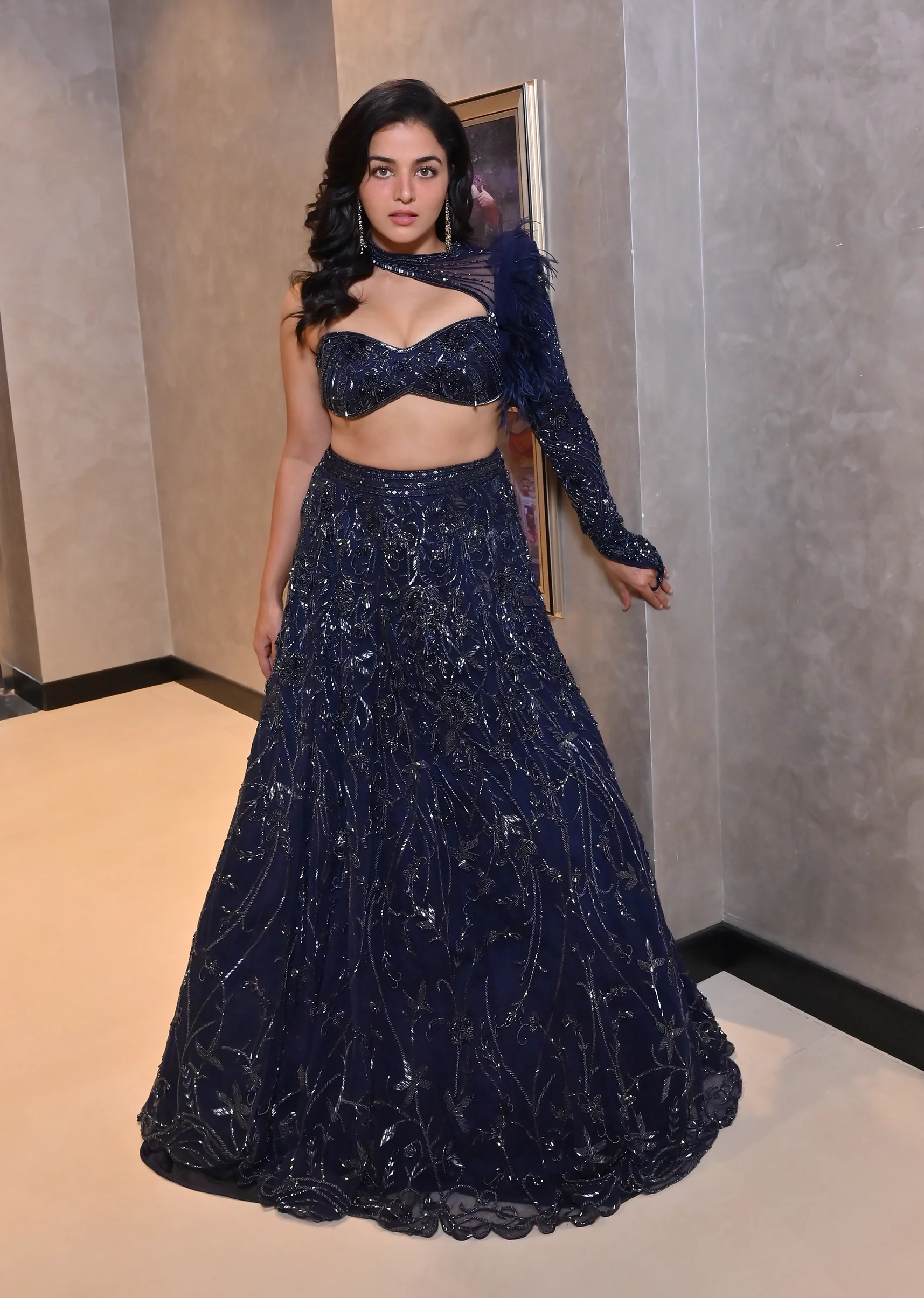 Blue Net Bridal Lehenga With Cut Dana And Beads Embroidery - Image 4