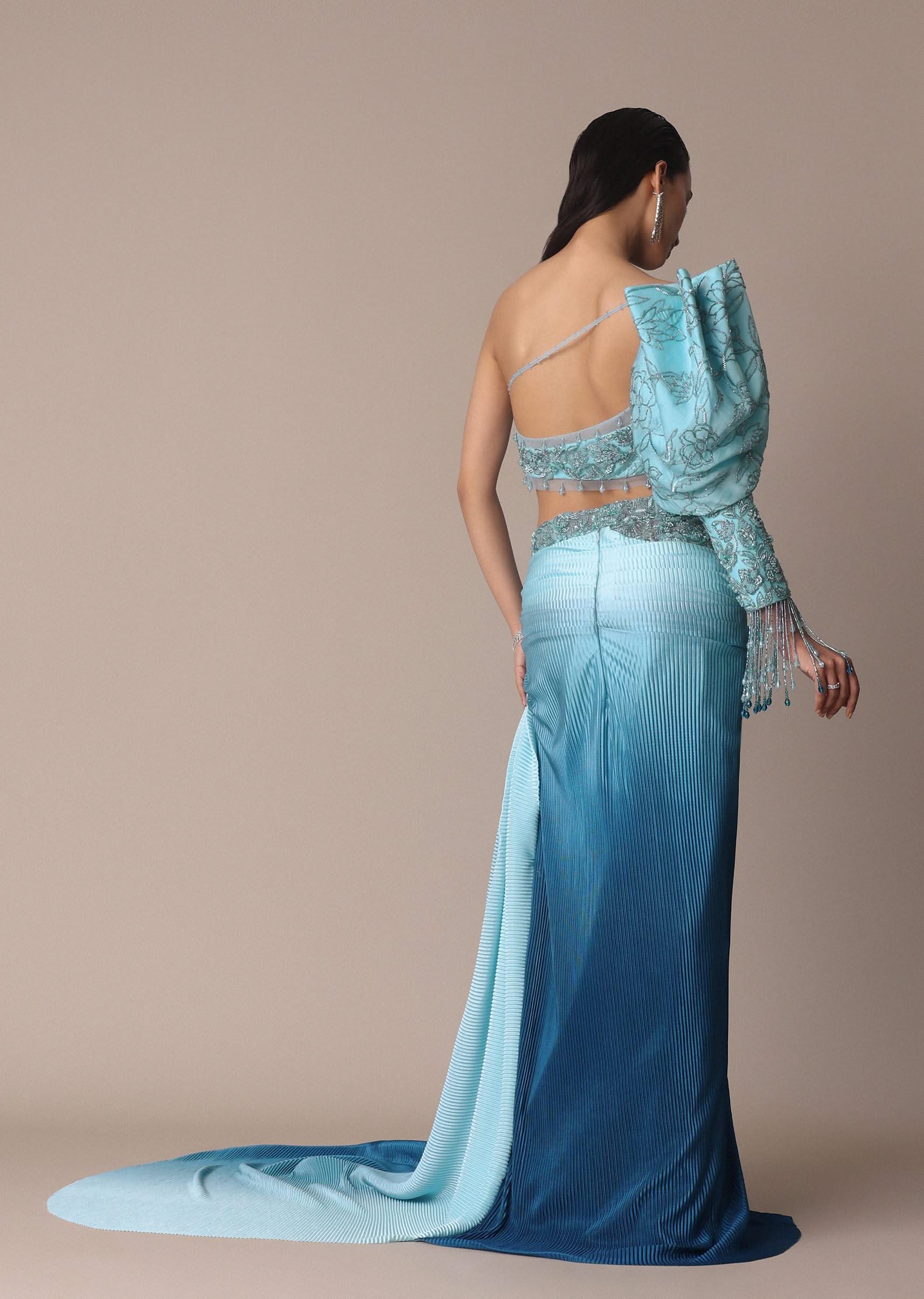 Blue Ombre Asymmetric Slit Trail Skirt And Balloon Sleeve Blouse - Image 4