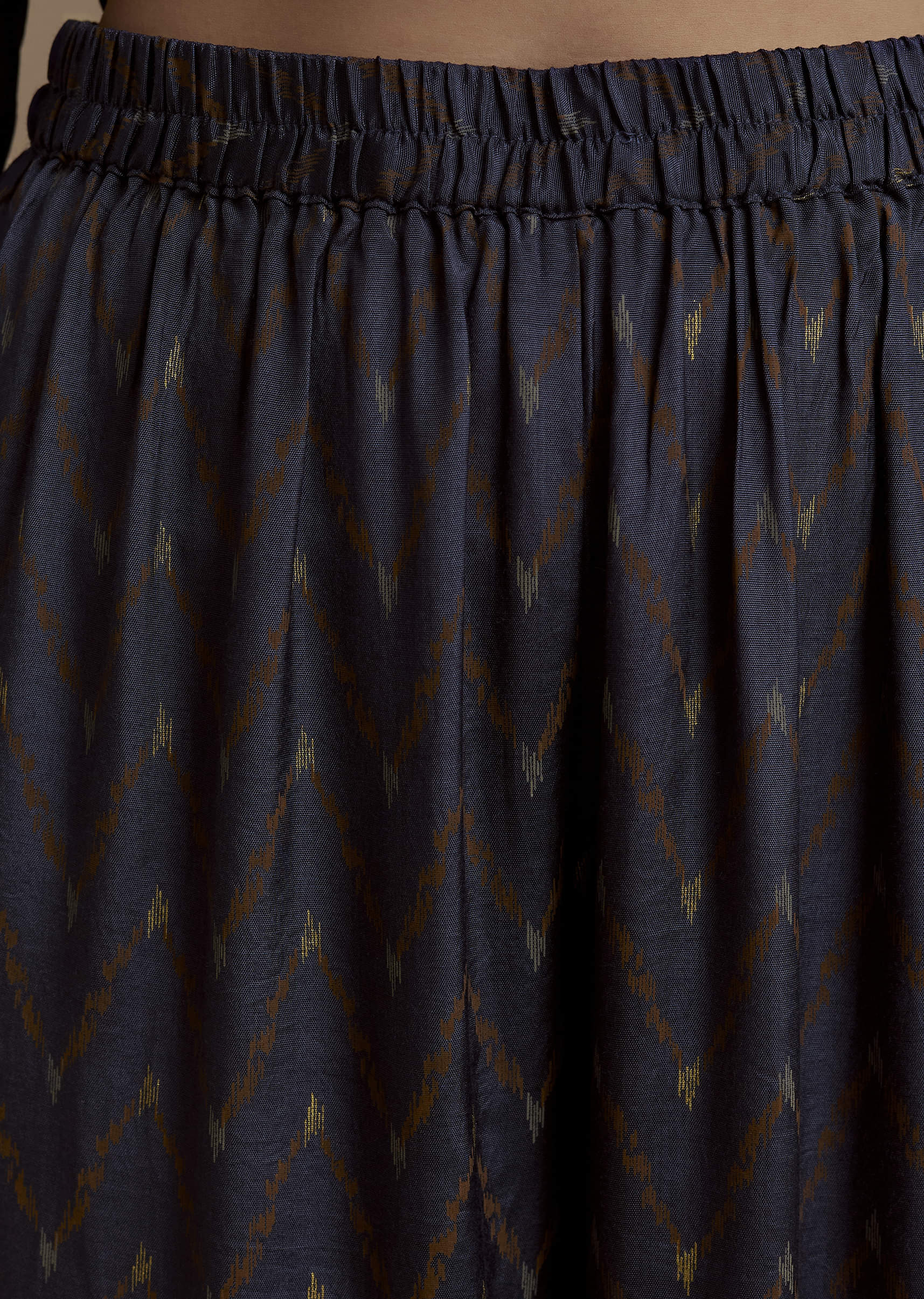 Blue Printed Cotton Kurta Palazzo Set with Thread Work - Image 6