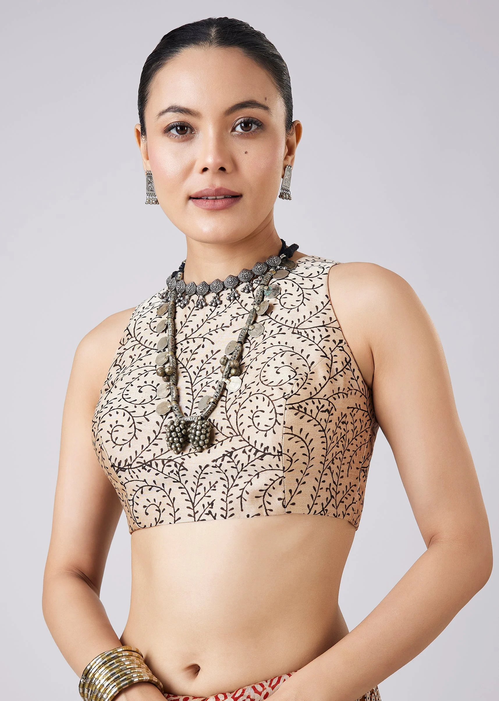 Blue Saree with Block Prints and Unstitched Blouse - Image 7