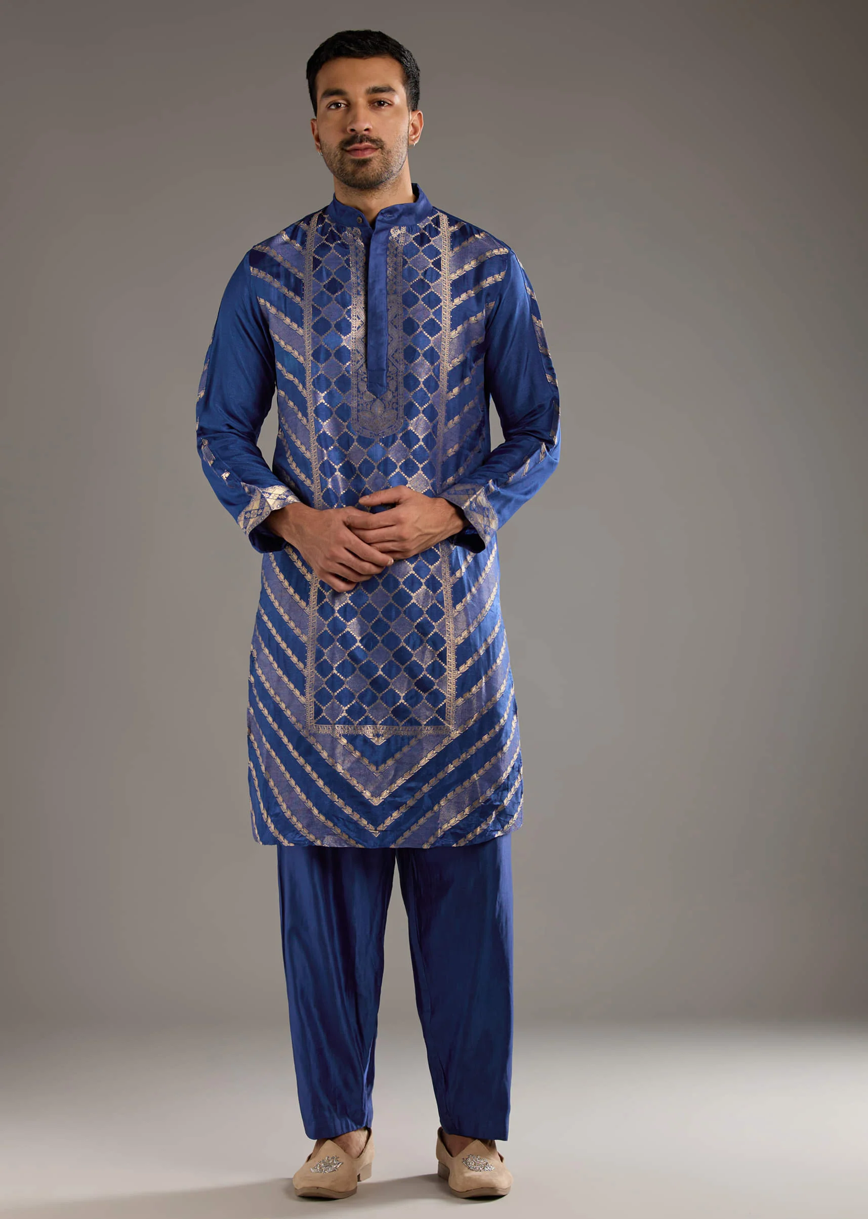 Blue Silk Kurta Set For Men With Handwoven Jacquard Work - Image 3