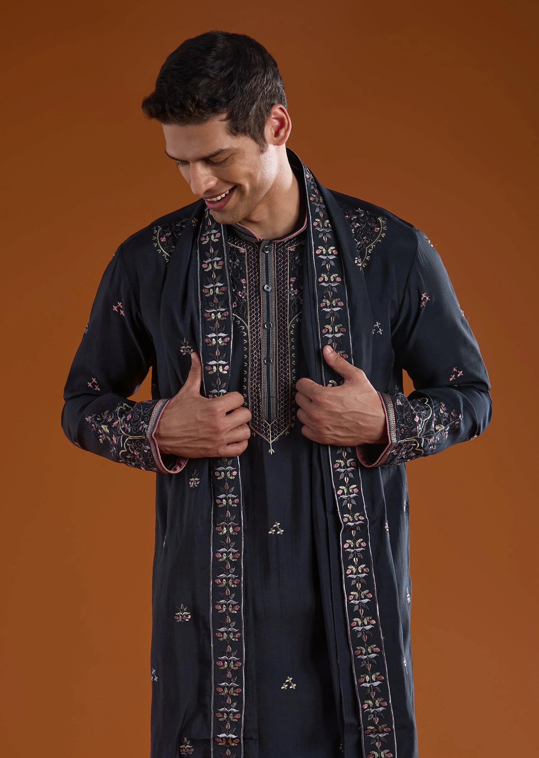Blue Silk Mens Kurta Set with Resham Work - Image 2