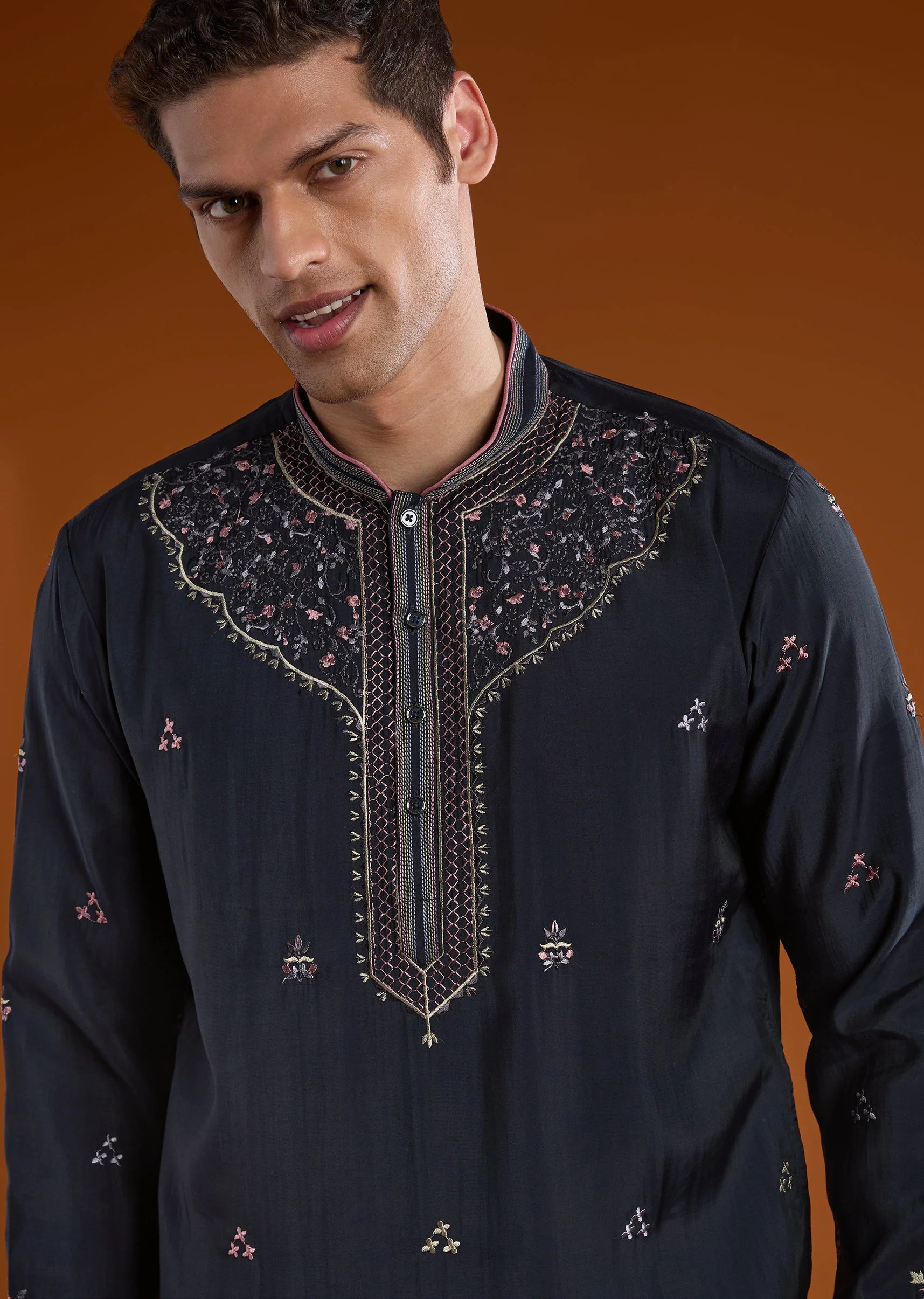Blue Silk Mens Kurta Set with Resham Work - Image 4