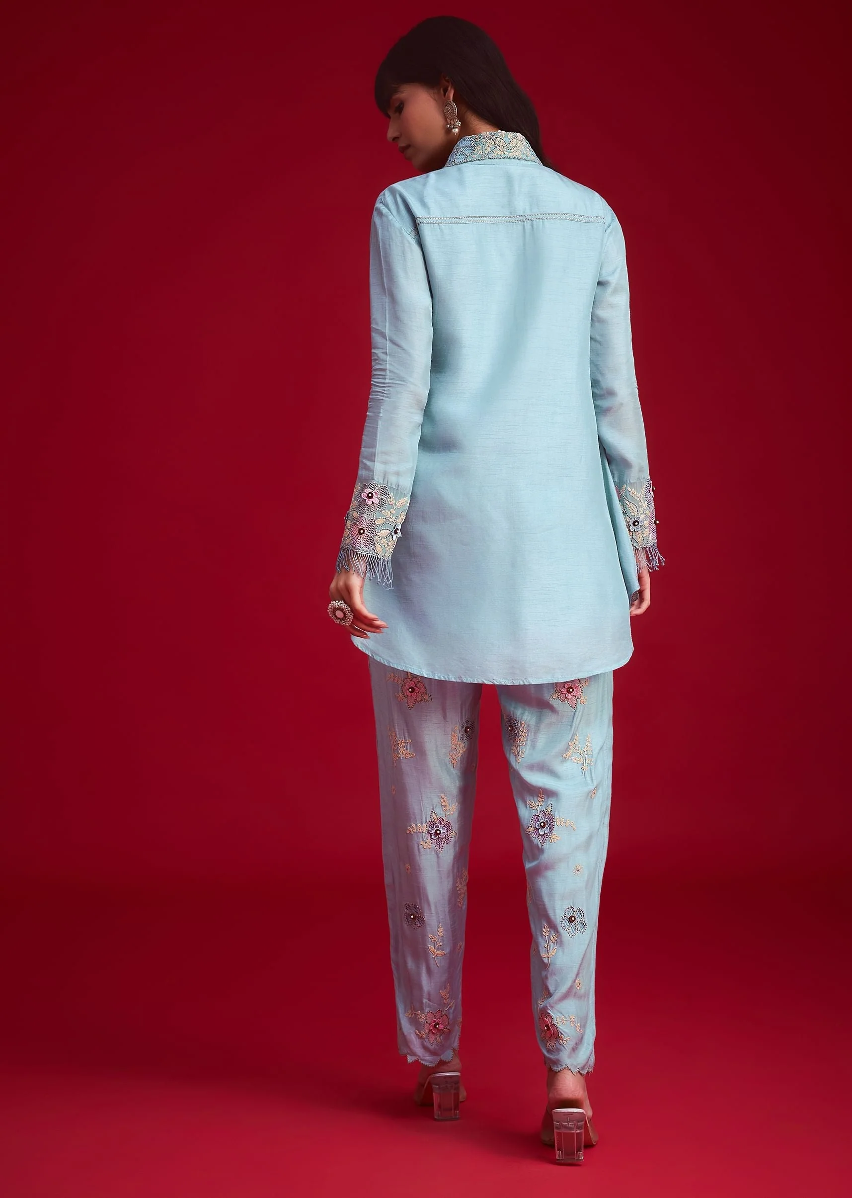 Blue Silk Threadwork And Patch Work Kurta Pant Set - Image 5