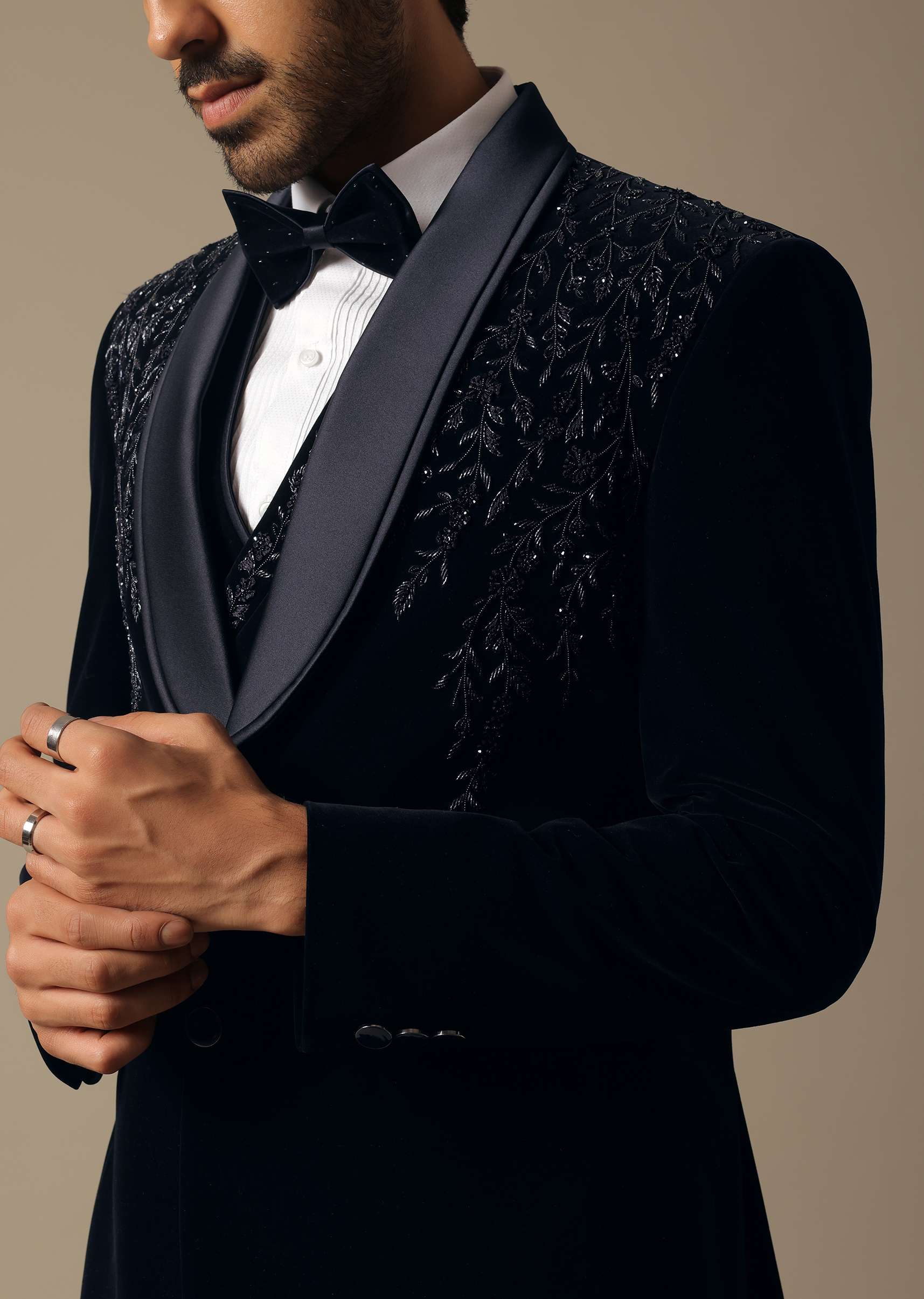 Blue Velvet Tuxedo Set For Men - Image 11