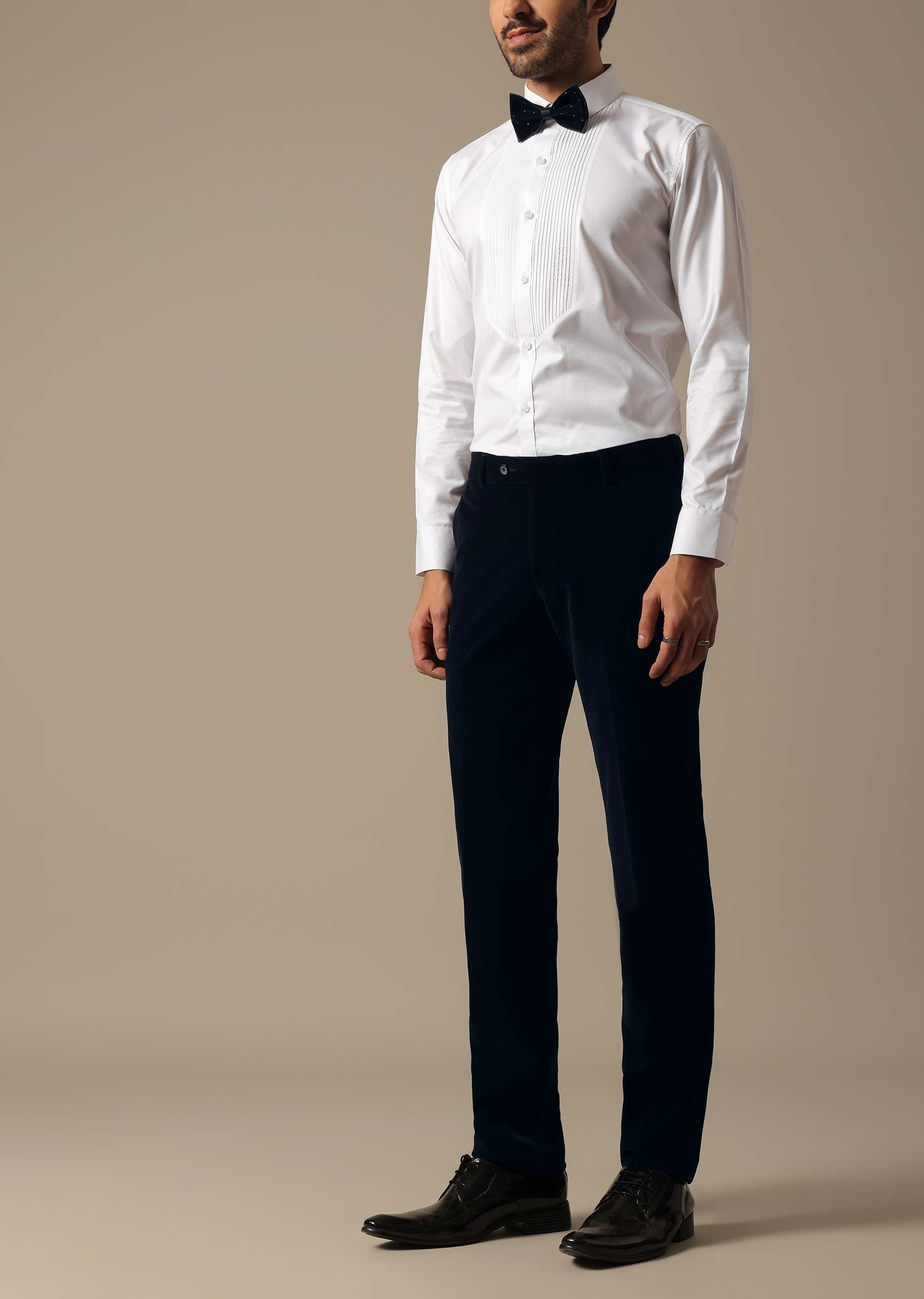 Blue Velvet Tuxedo Set For Men - Image 8