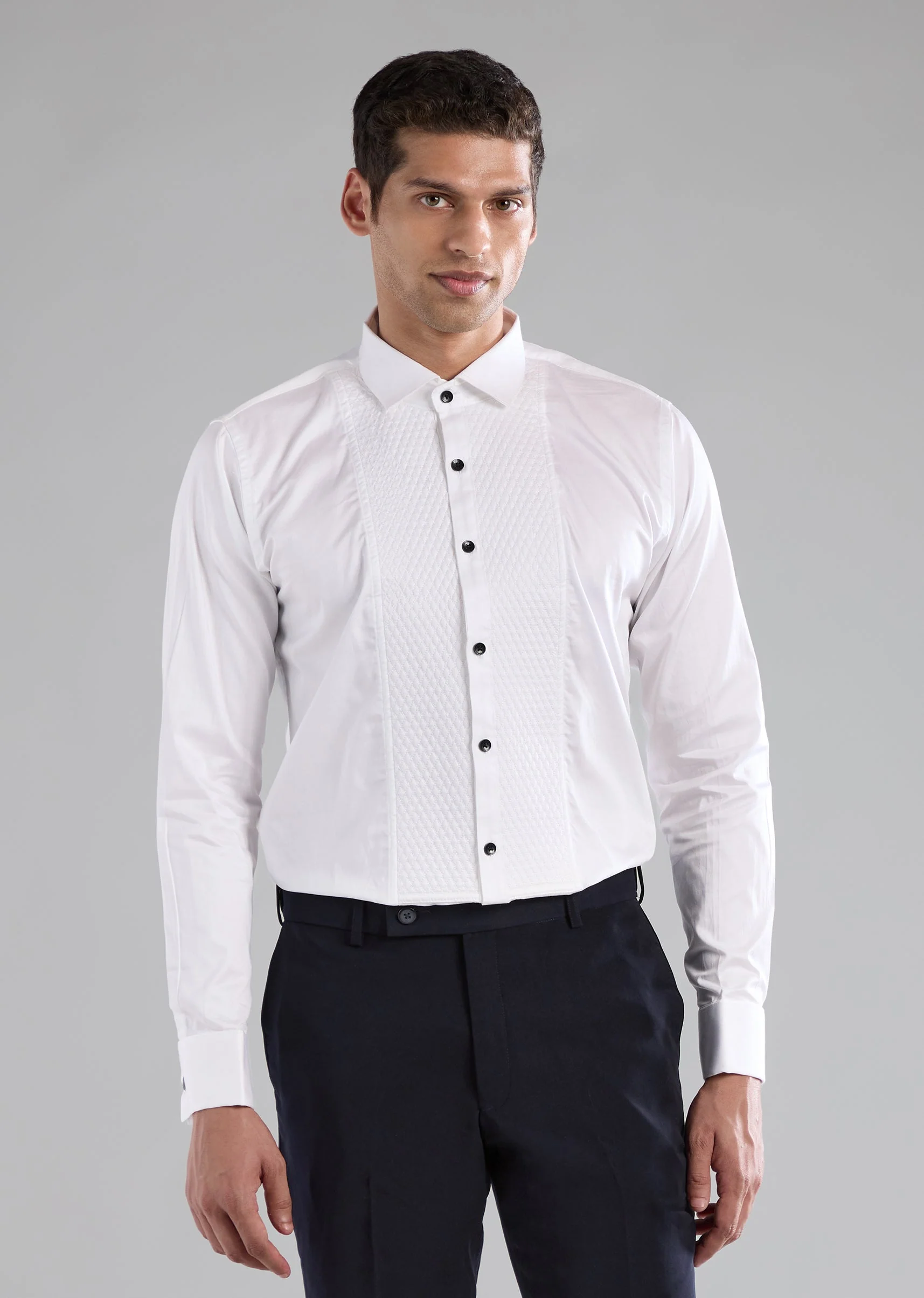 Blue Velvet Tuxedo with Embellished Detail - Image 7