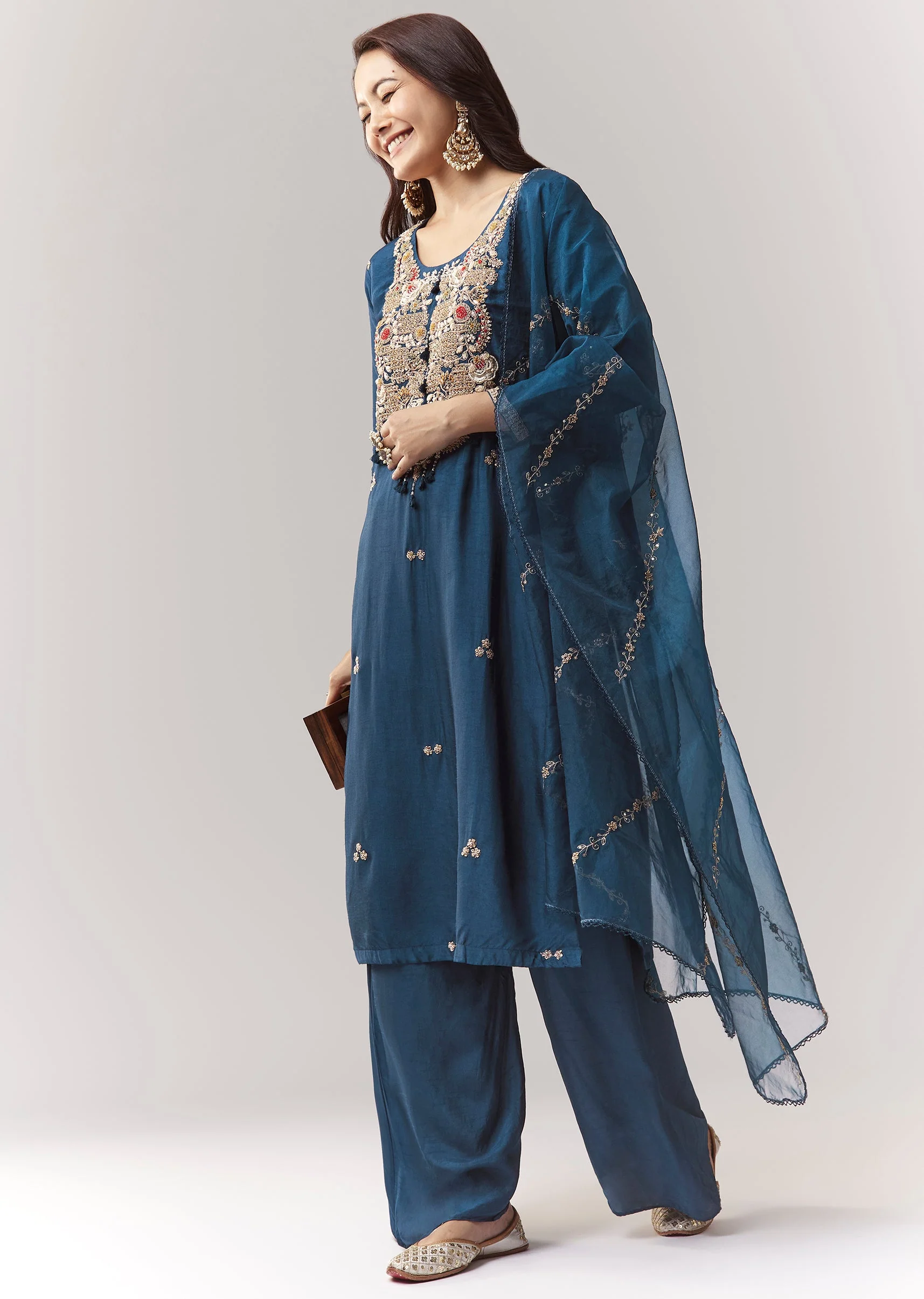 Blue Zardosi Kurta Pant Set With Dupatta - Image 3