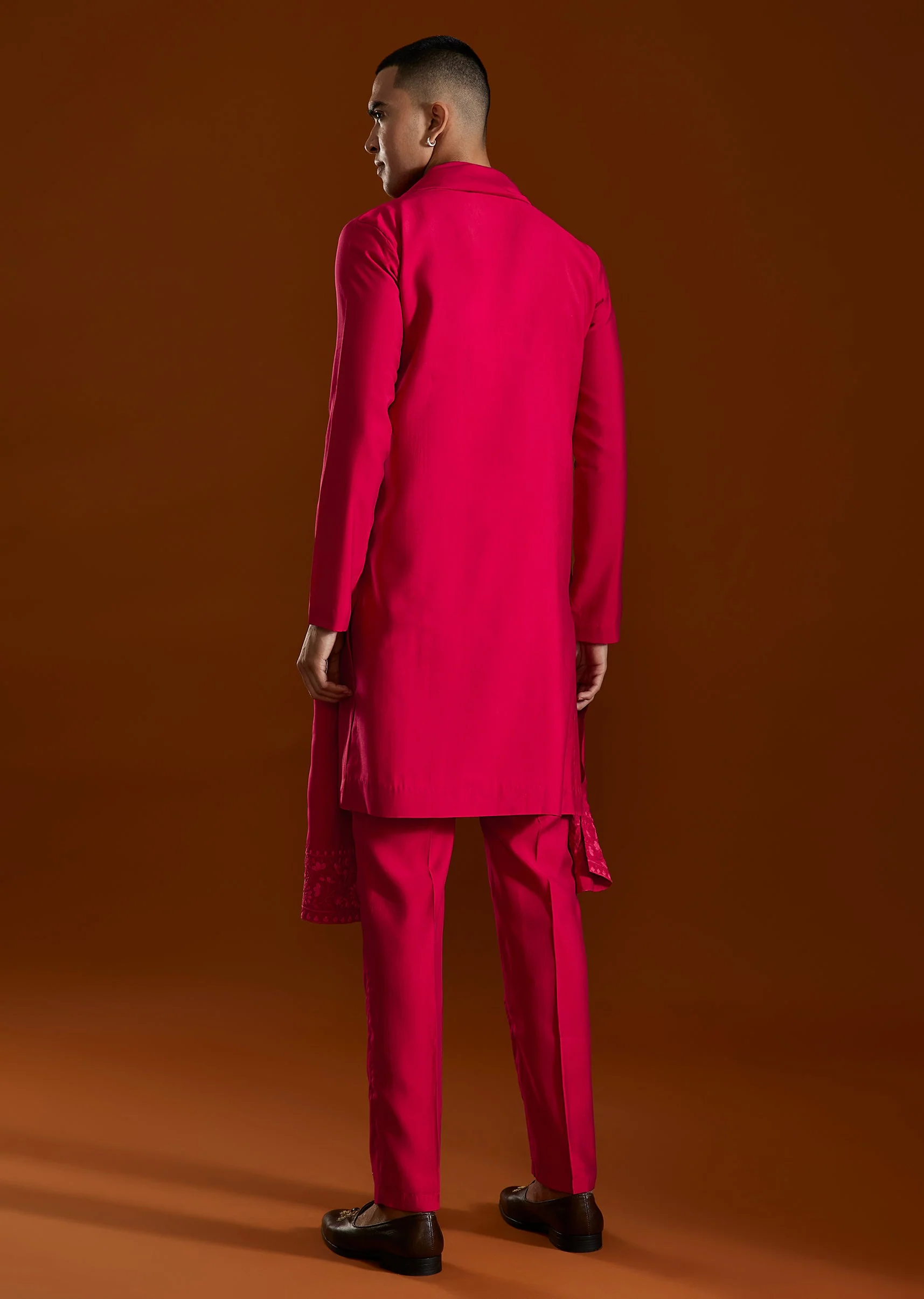 Blush Pink Harmony – Woven Saree For Her And Embroidered Kurta Set For Him - Image 12