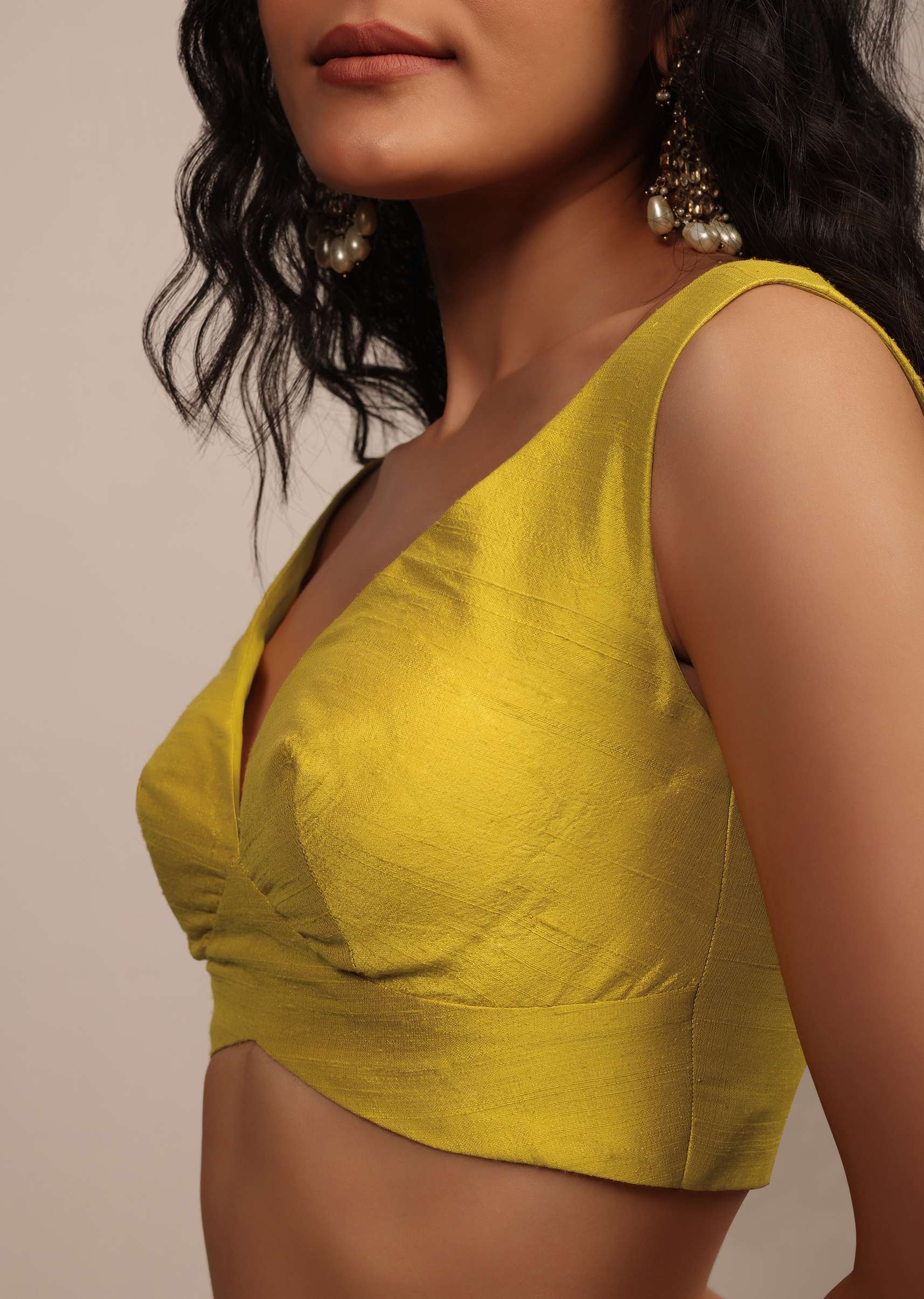 Bright Yellow Sleeveless Blouse With Sweetheart Neckline In Raw Silk - Image 4