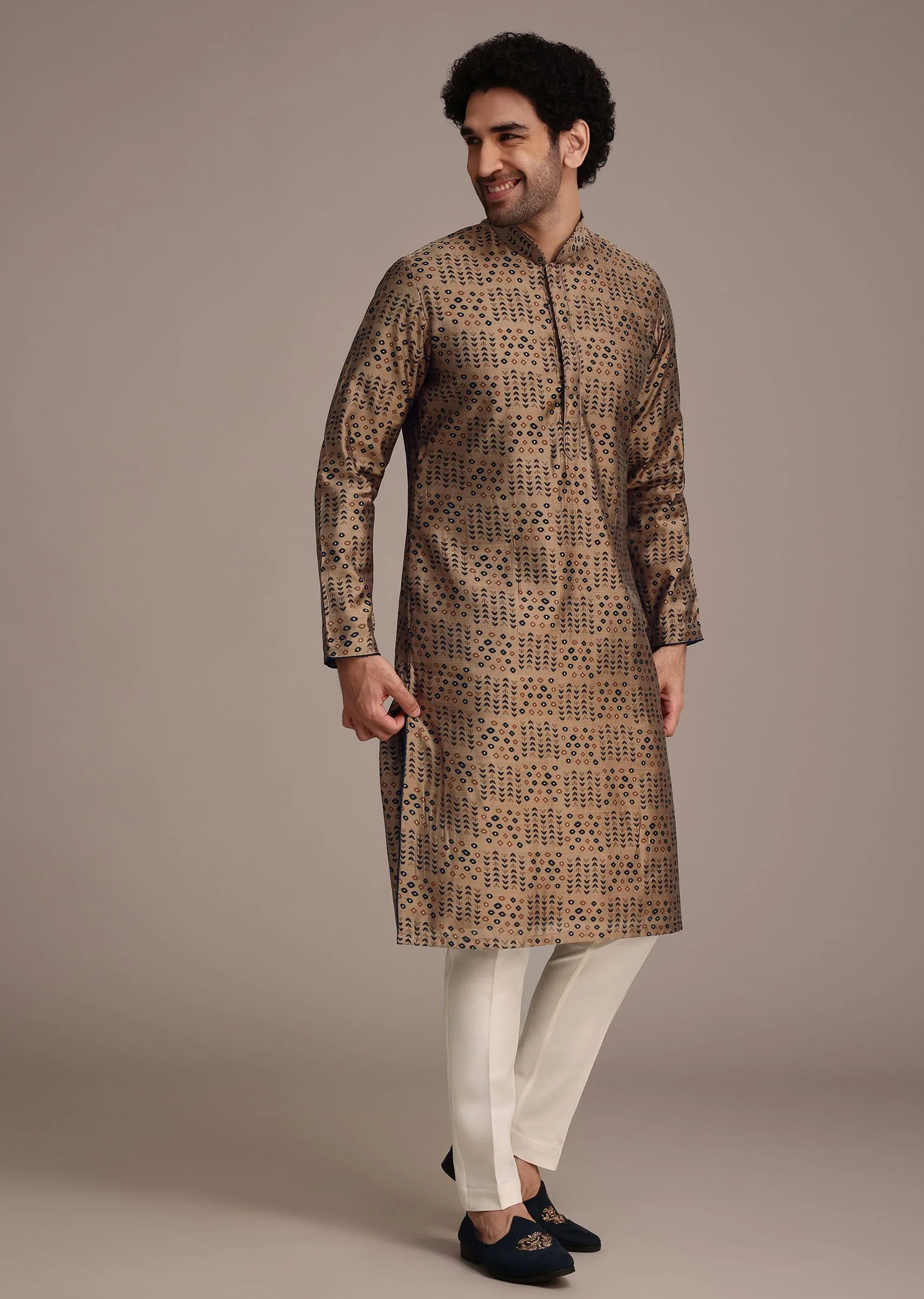 Bronze Silk Printed Kurta Set With Leaf Motifs - Image 6