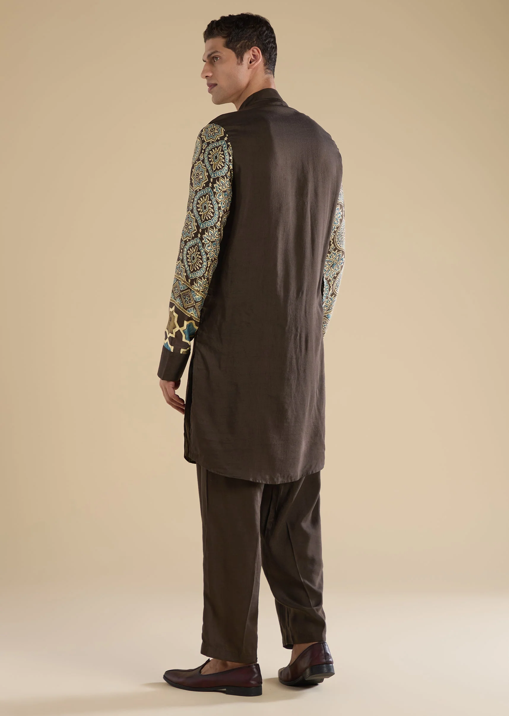 Brown Ajrakh Printed Kurta Set For Men - Image 5