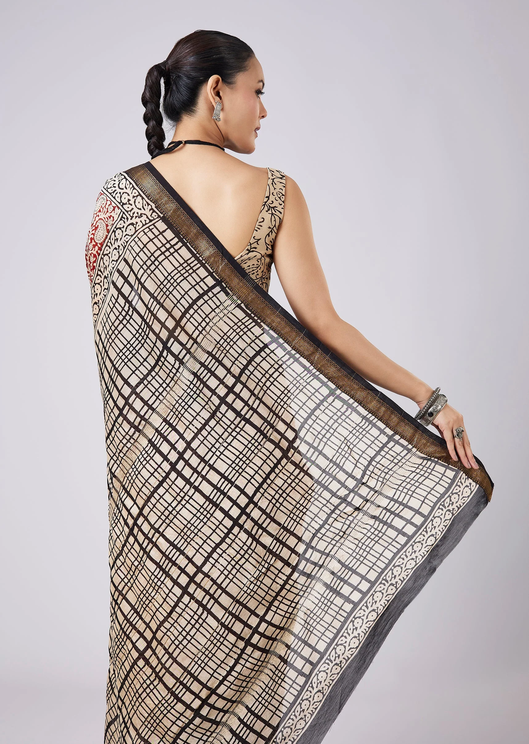 Brown Block Print Tassel Saree with Unstitched Blouse - Image 6
