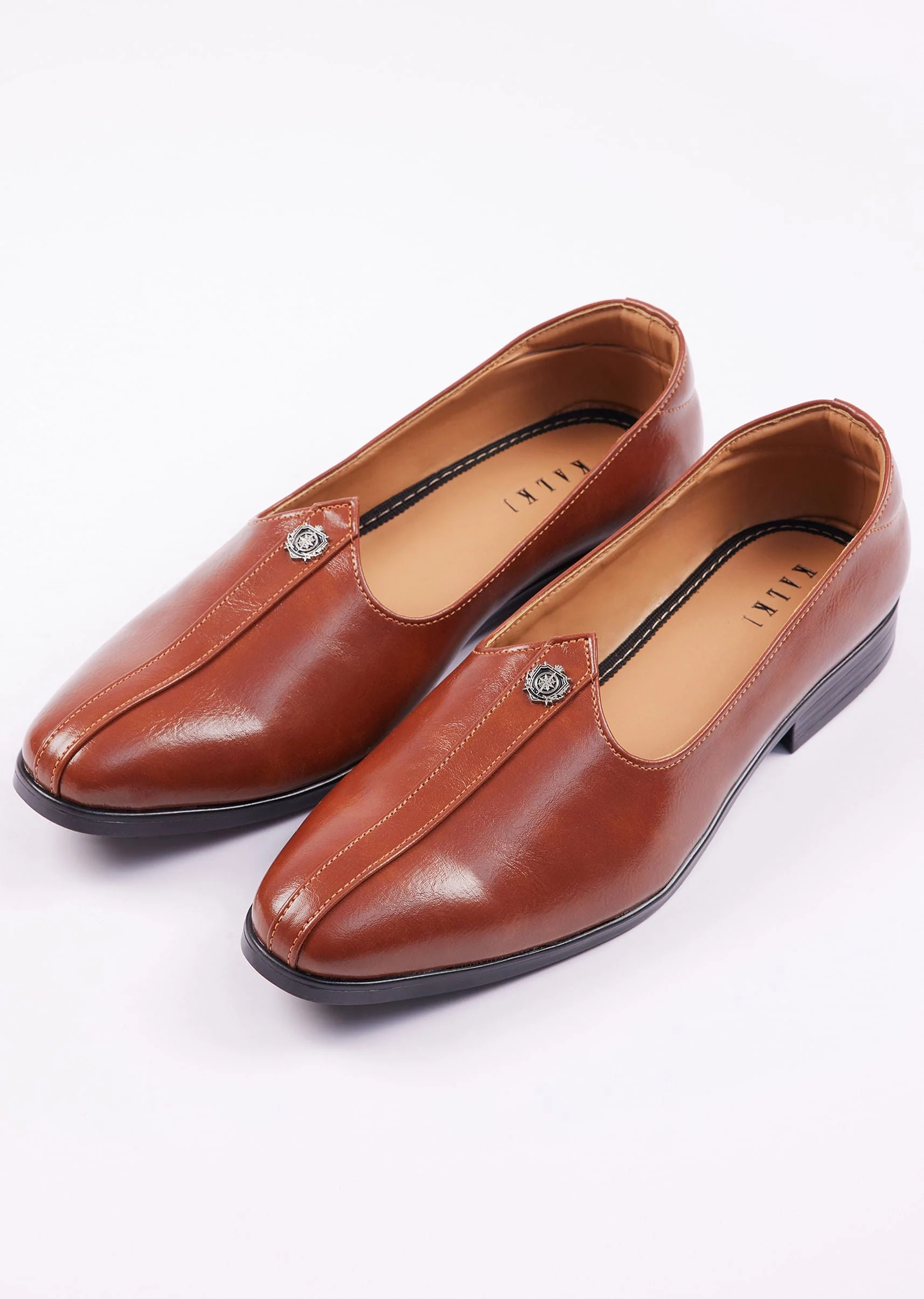 Brown Formal Juttis For Men - Image 3