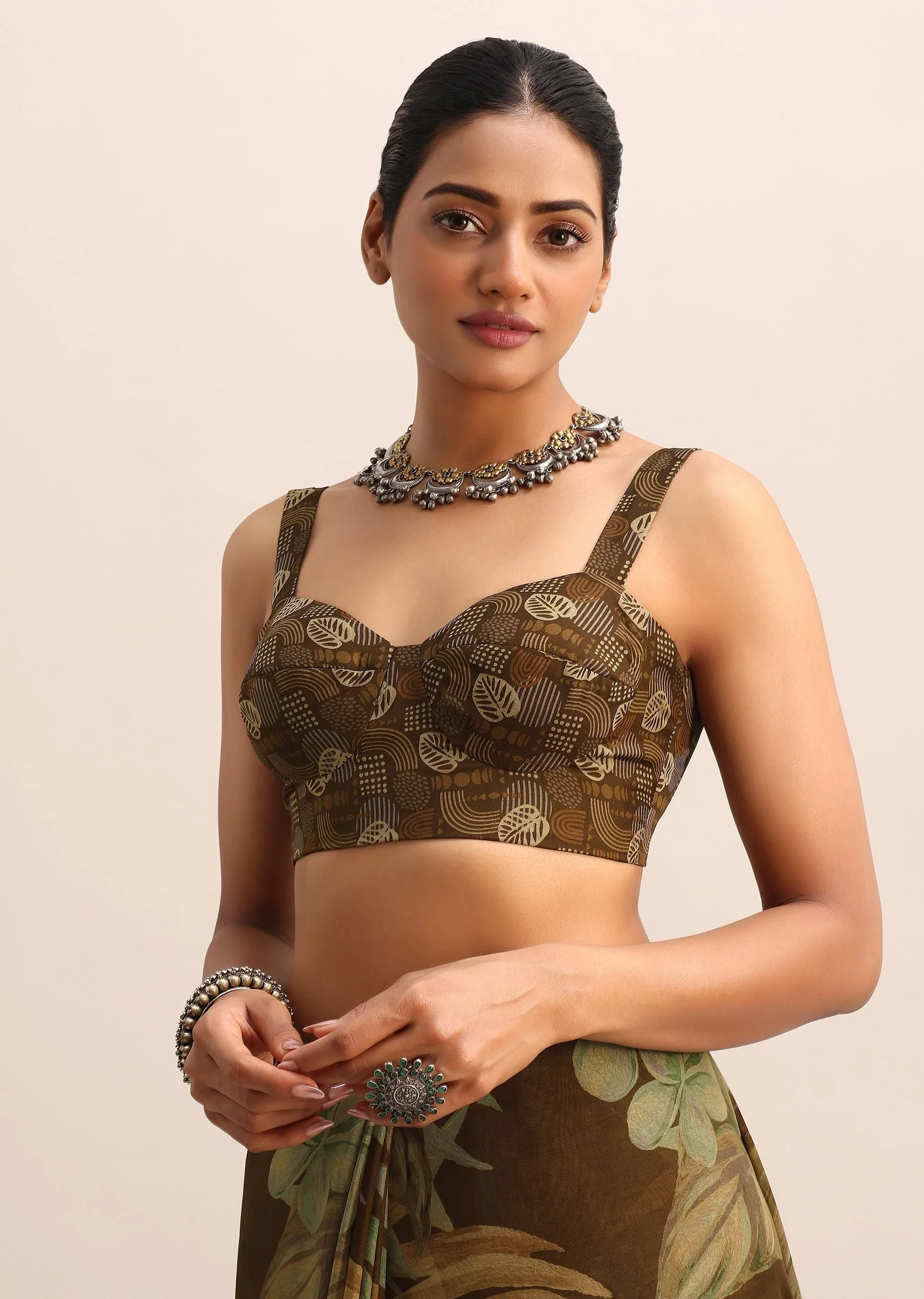 Brown Leaf Printed Soft Organza Saree With Embroidered Border - Image 7