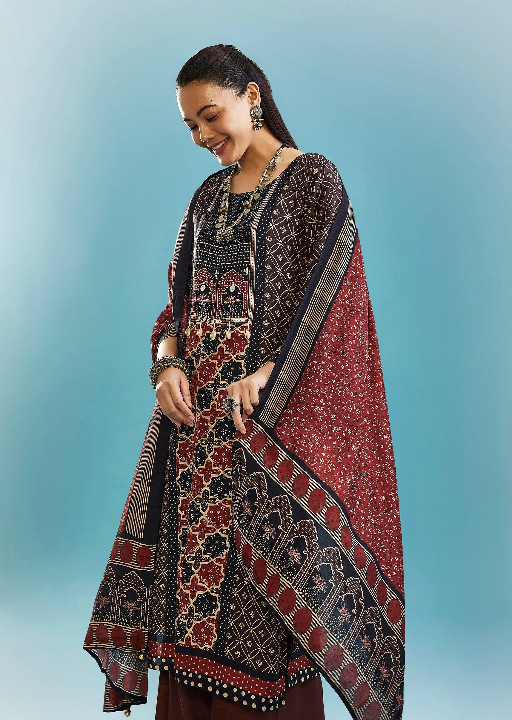 Brown Muslin Palazzo Set With Thread And Bead Work - Image 4