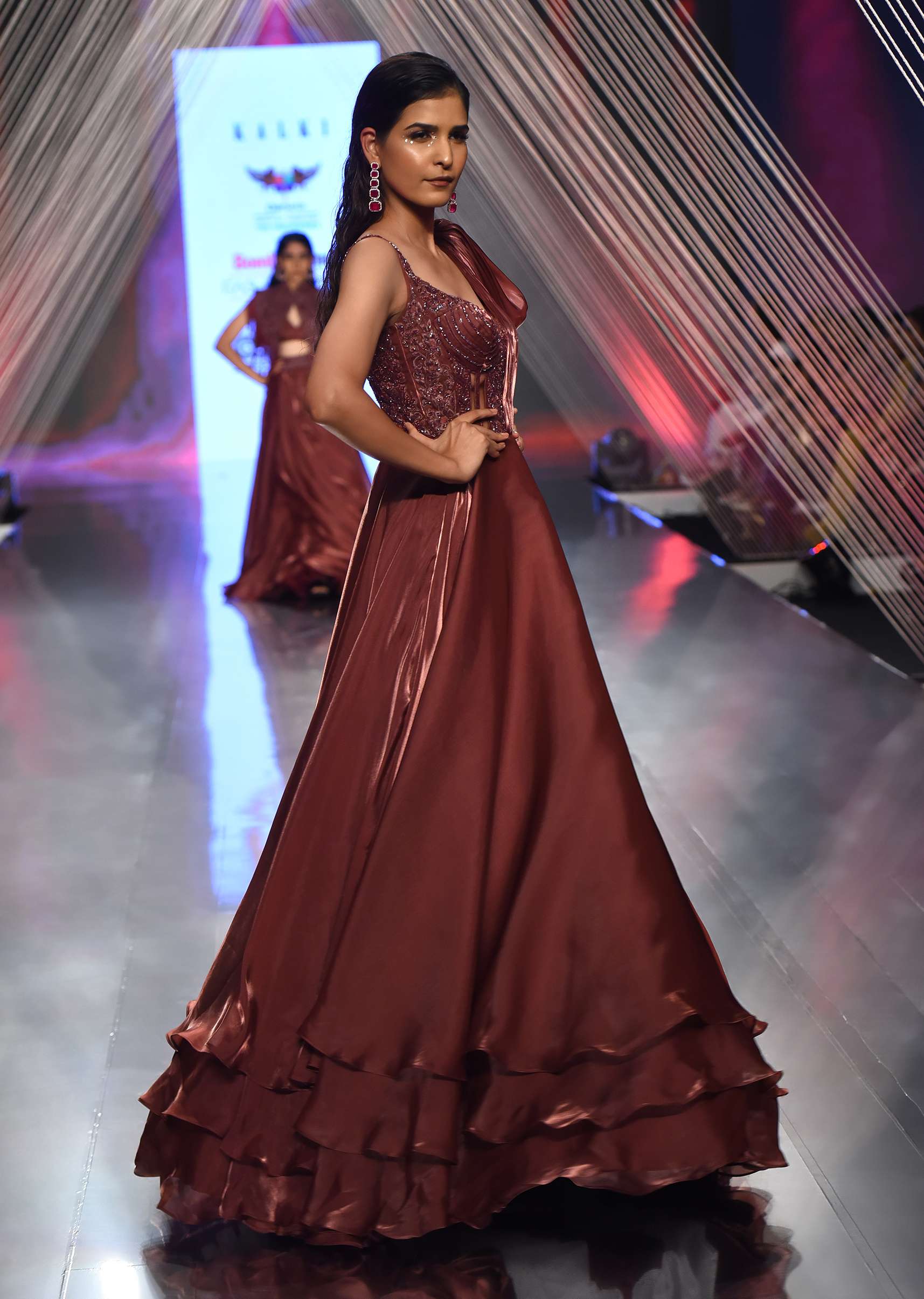 Brown Organza Gown In Sleeveless With Sequins Embroidery - Image 3