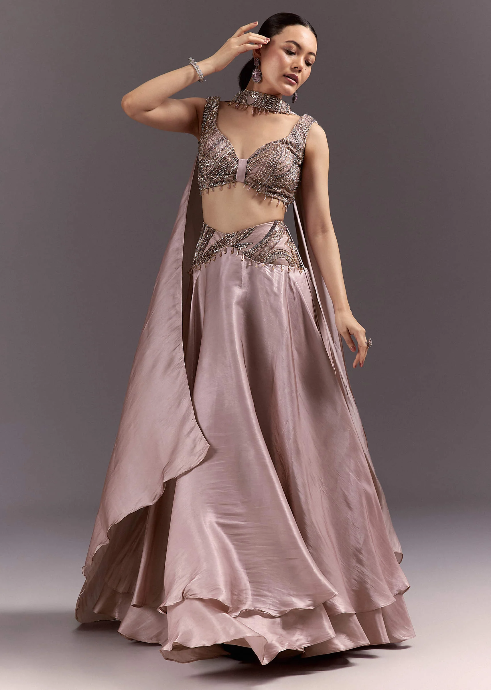 Brown Organza Lehenga With Sweetheart Neck Blouse And Choker Dupatta - Image 4