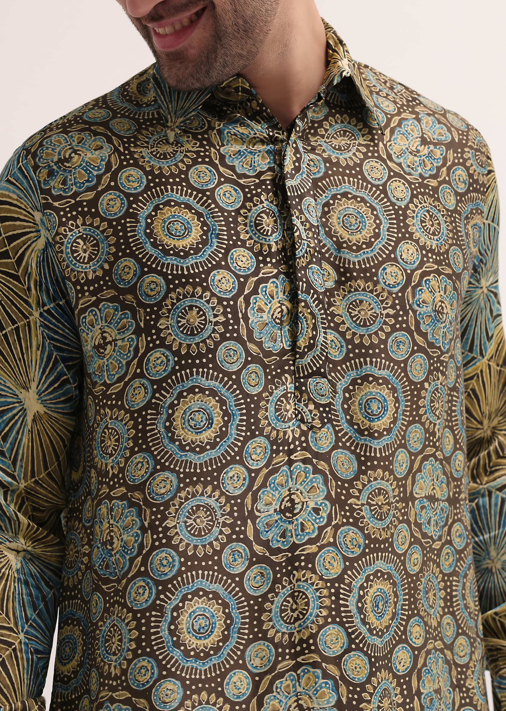 Brown Printed Kurta Patiala Set For Men - Image 2
