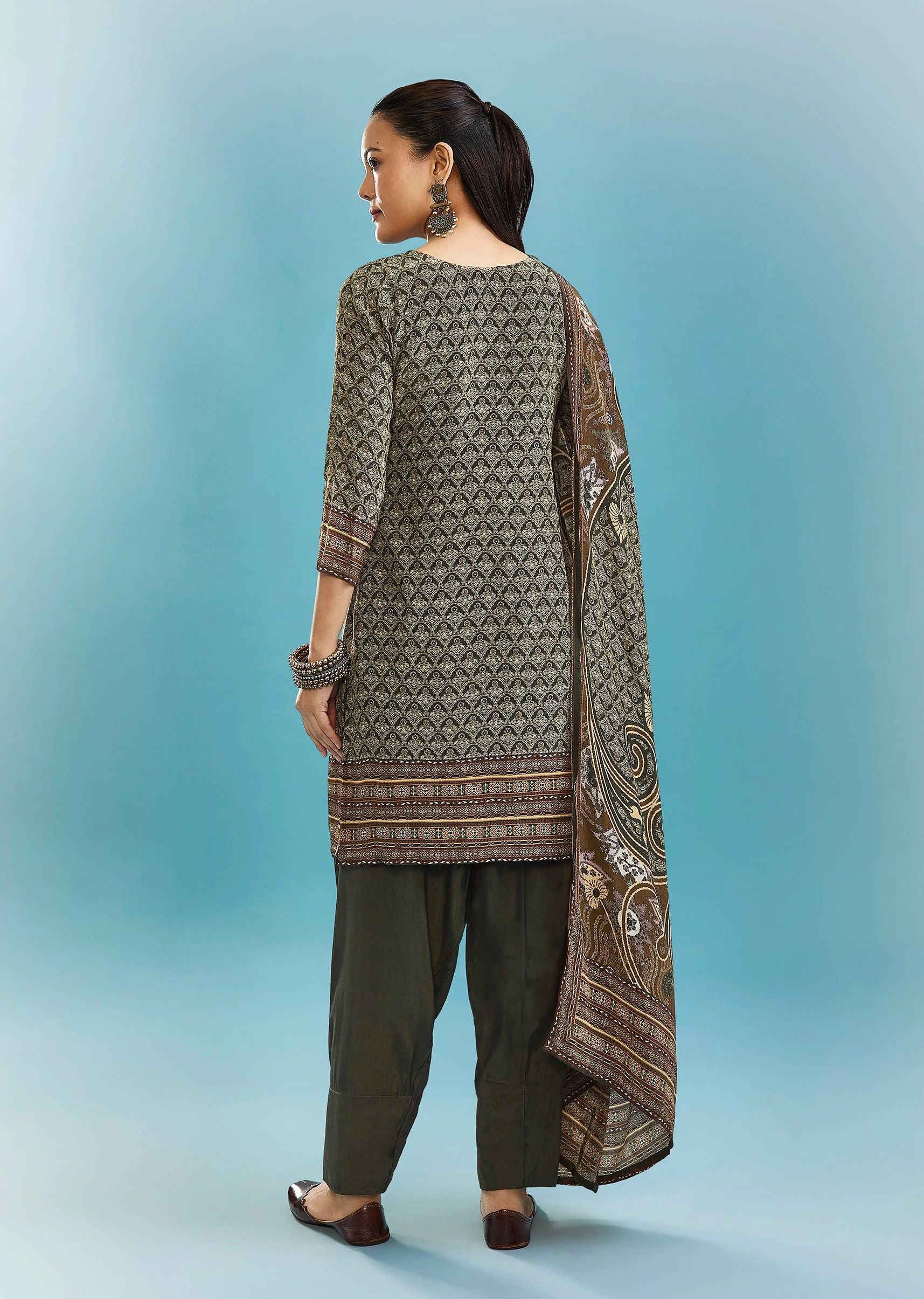 Brown Printed Kurta Set With Mirror Detailing - Image 5