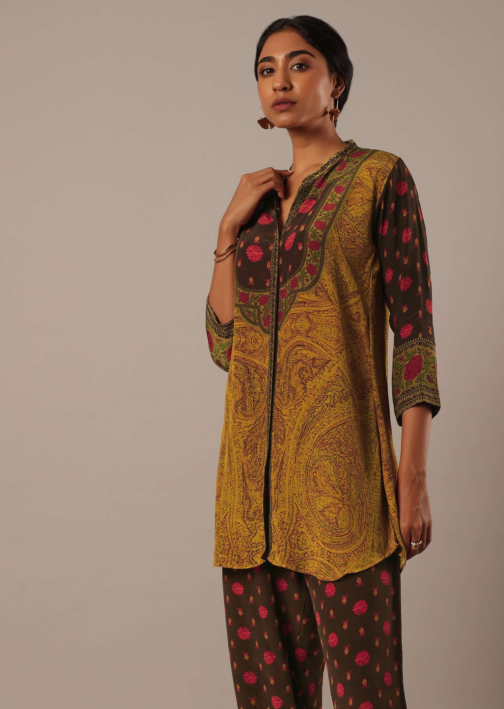 Brown Short Kurti Set With Printed Detail - Image 2