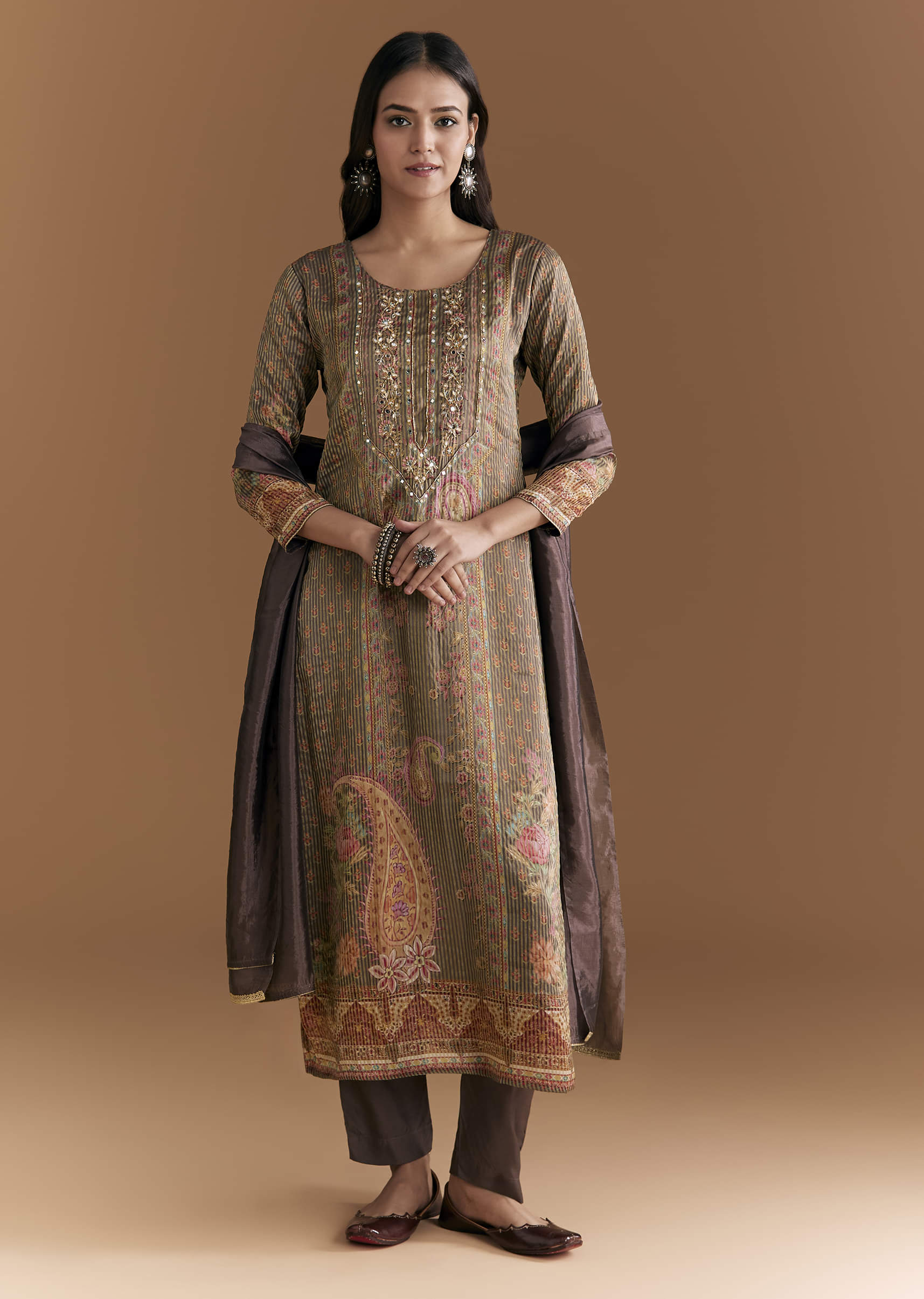 Brown Silk Kurta Set With Floral And Paisley Print - Image 3