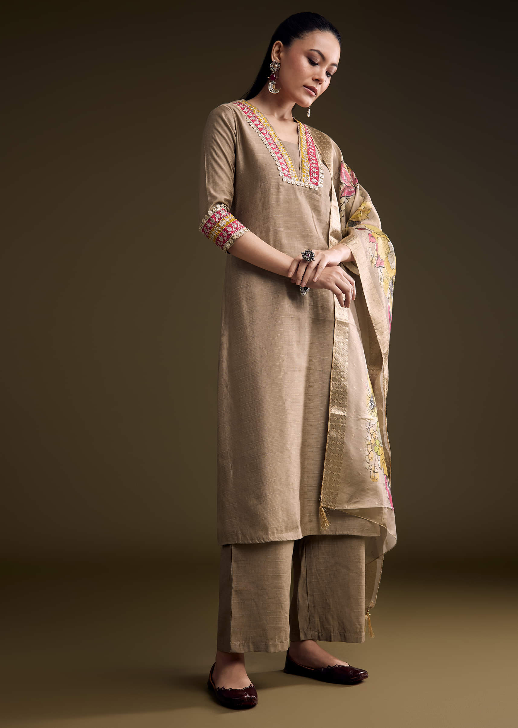Brown Silk Kurta Set With Zari And Gota Work - Image 4