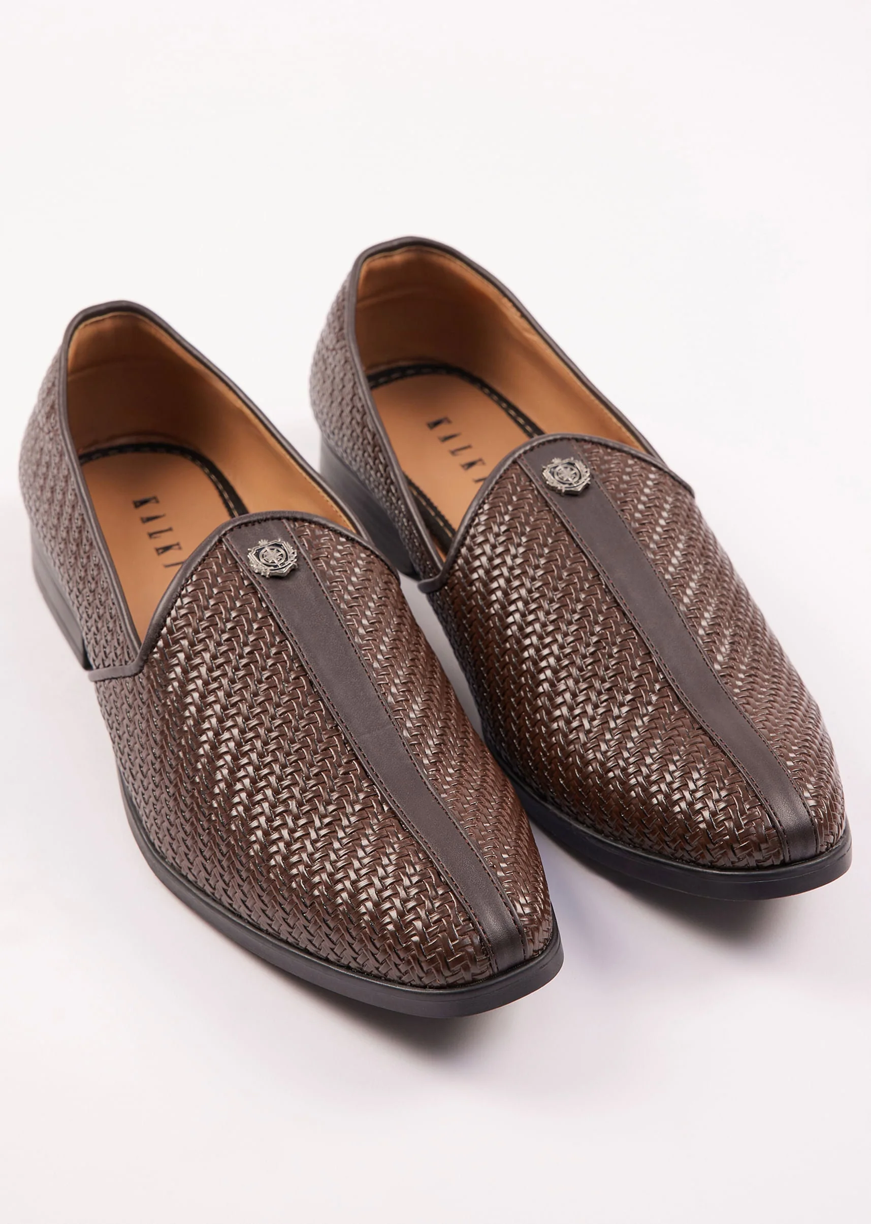 Brown Textured Juttis For Men - Image 2