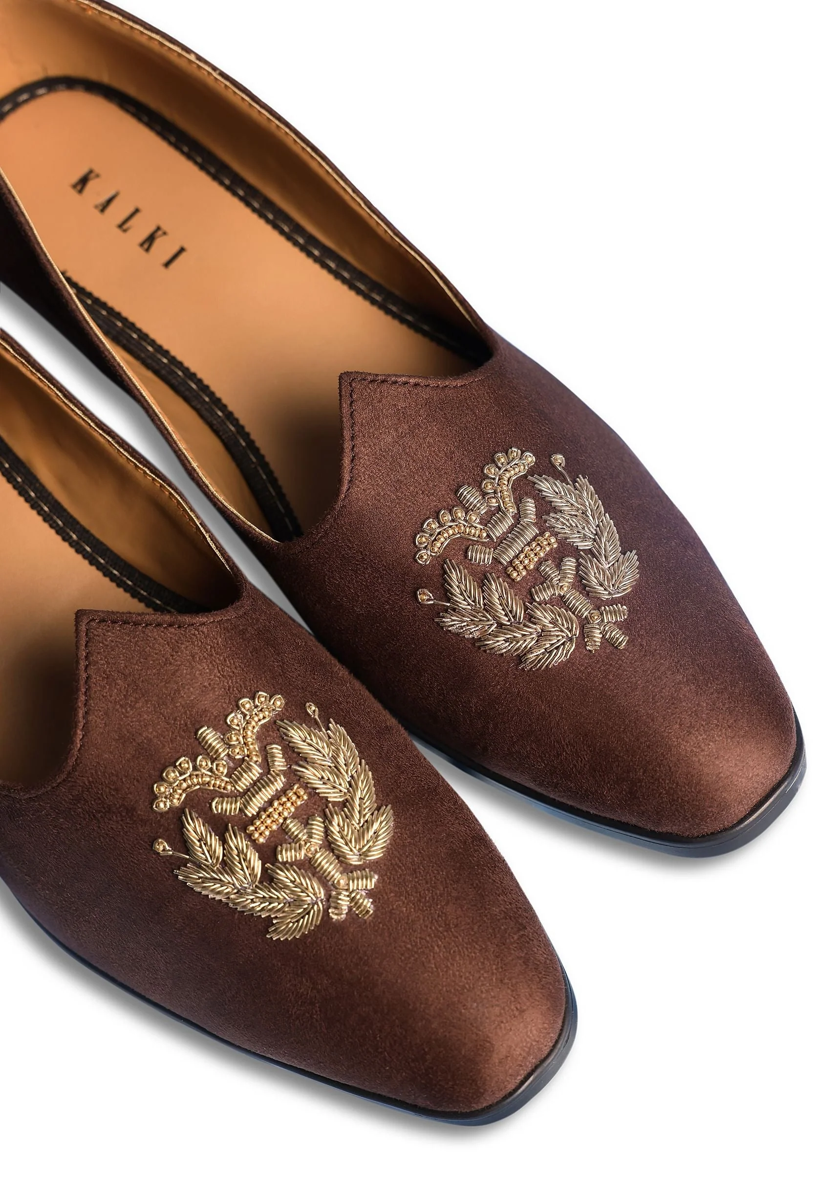 Brown Velvet Jutti With Hand Work For Men - Image 2