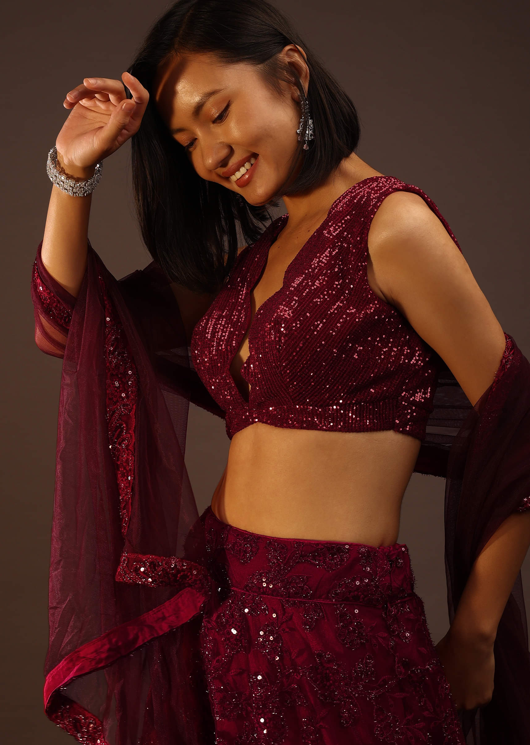 Chilli Pepper Sequins Sleeveless Blouse In A Scallop Plunging Neckline Back Zip Closure With A Curved Hemline - Image 6