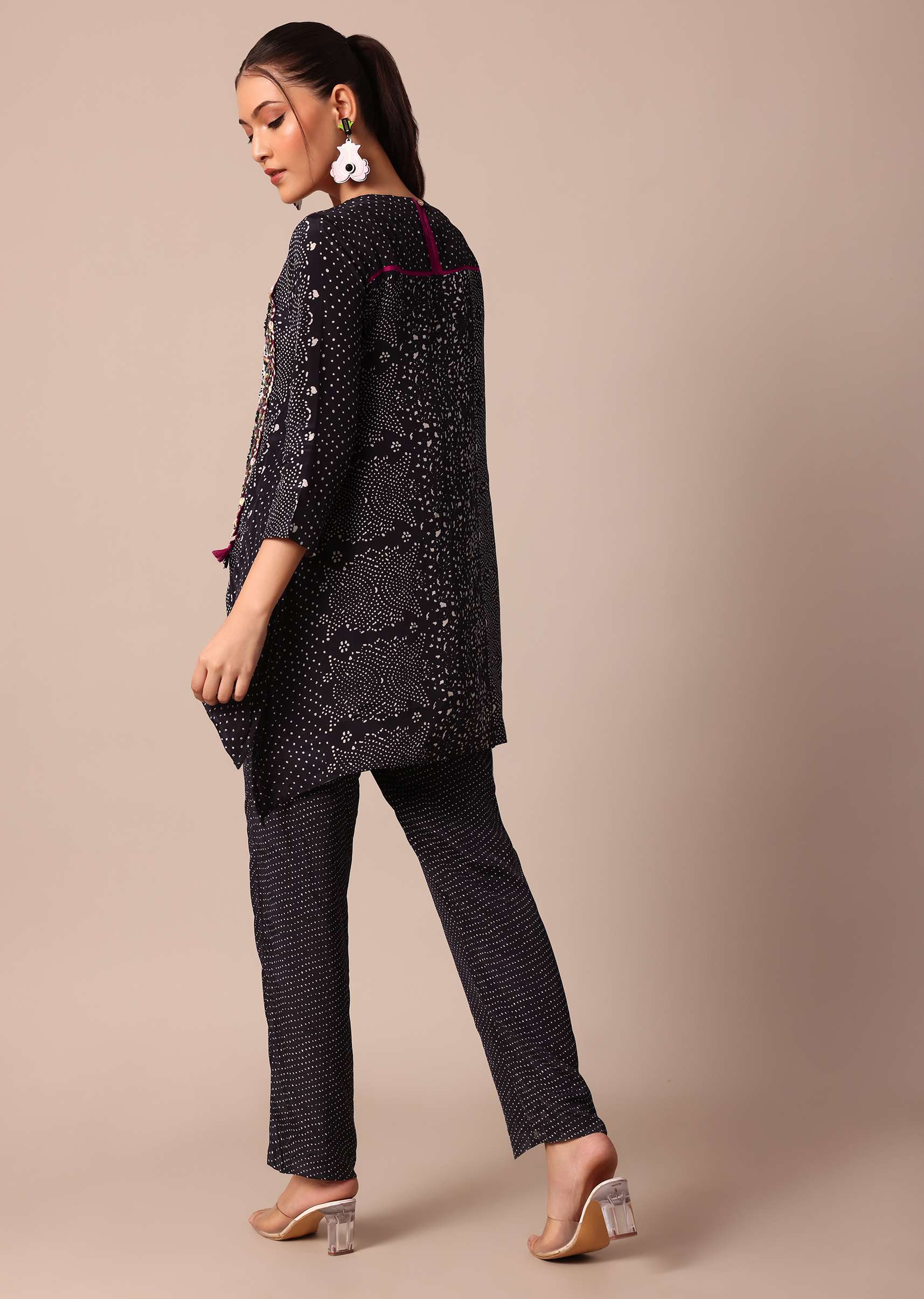 Classic Black Silk Printed Embroidery Kurta Pant Set - Image 5