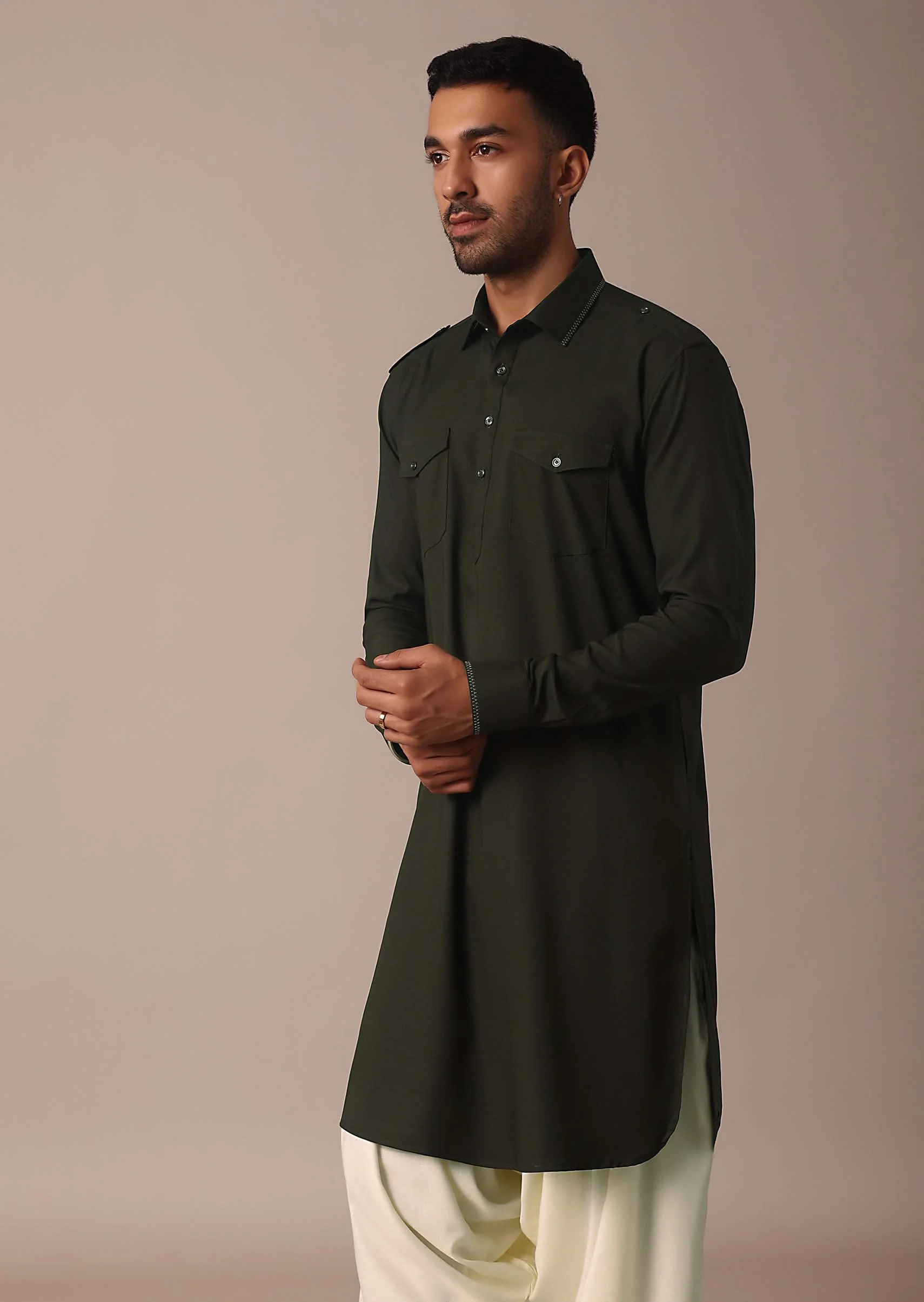 Classic Green Pathani Kurta Set For Eid - Image 3