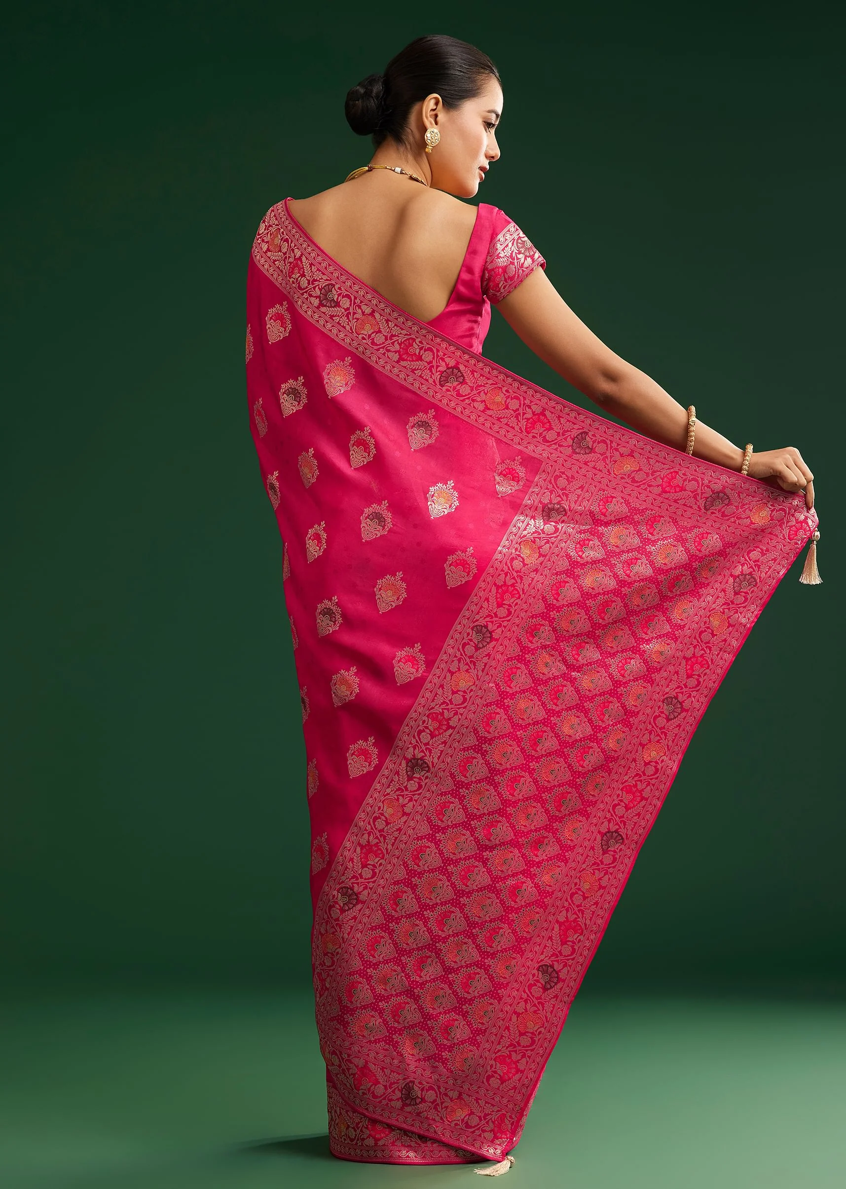Classic Red Dola Silk Saree With Zari Detailing - Image 6