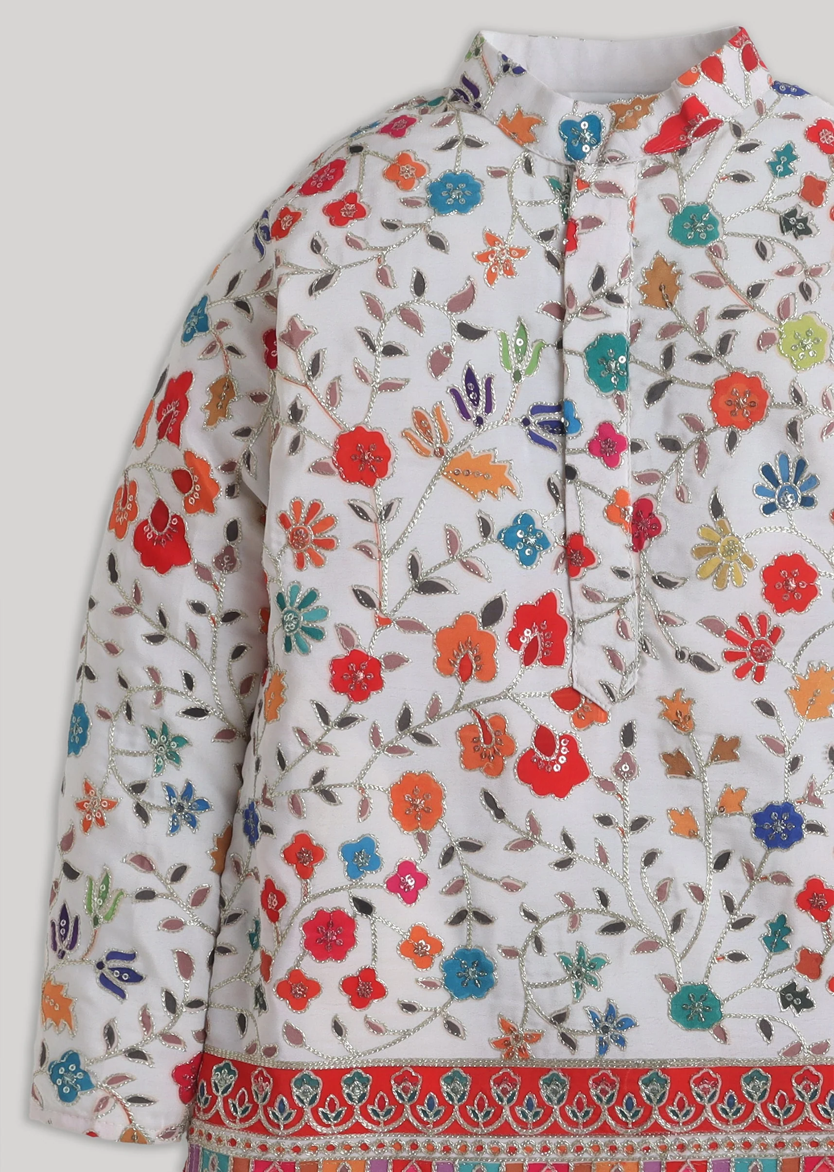 Classic Zari Embroidered Cotton Kurta Set For Boys - Image 4