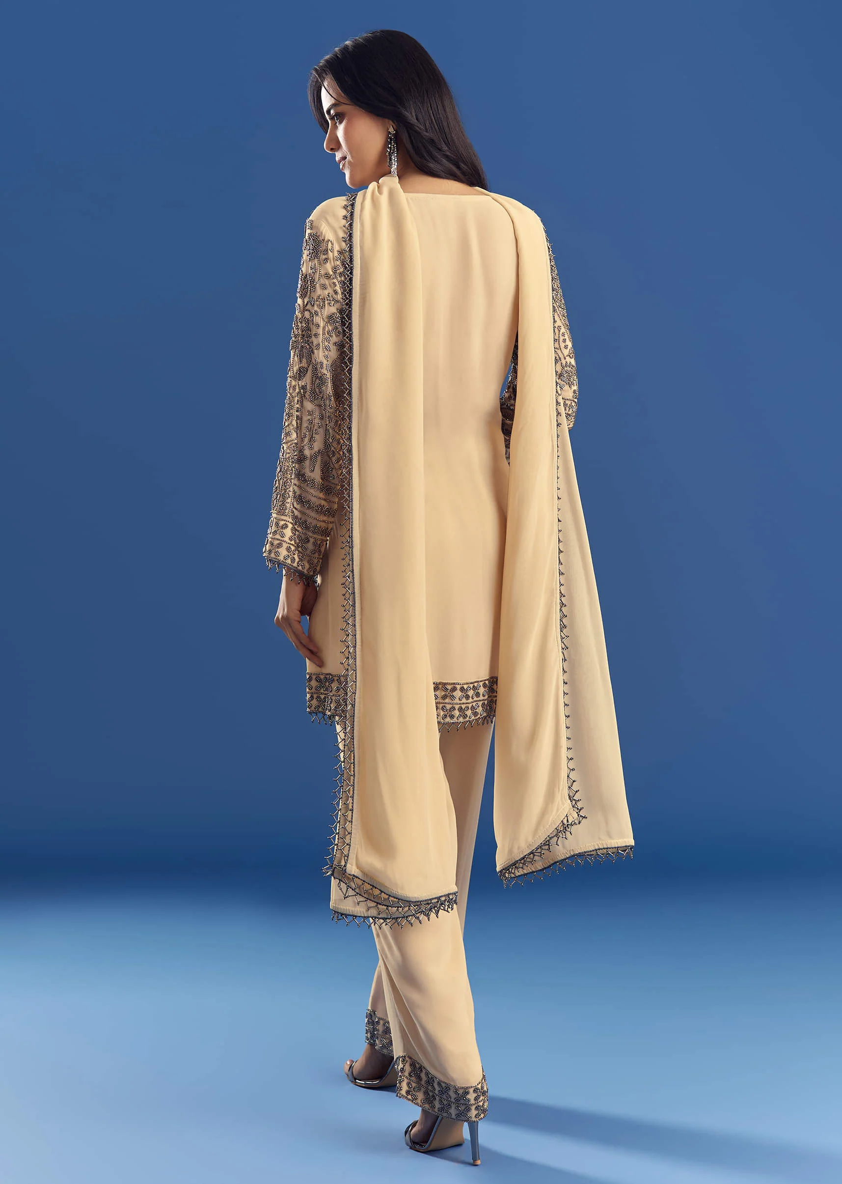 Cream Beaded Kurta Dupatta Set With Georgette Pant - Image 5
