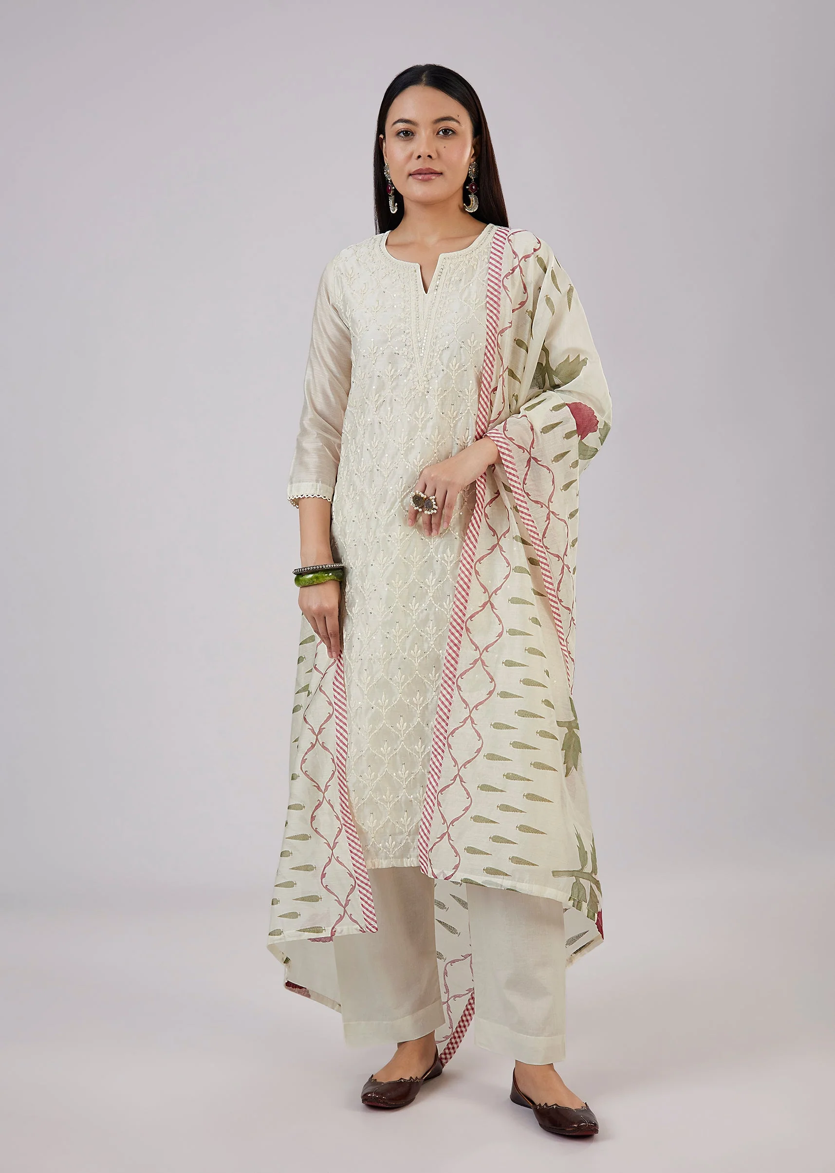 Cream Chanderi Kurta Set With Embellished Work