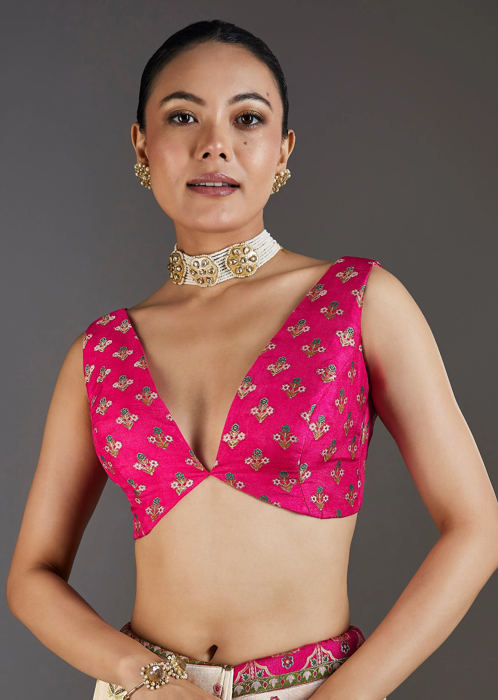 Cream Dola Silk Floral Printed Saree - Image 7