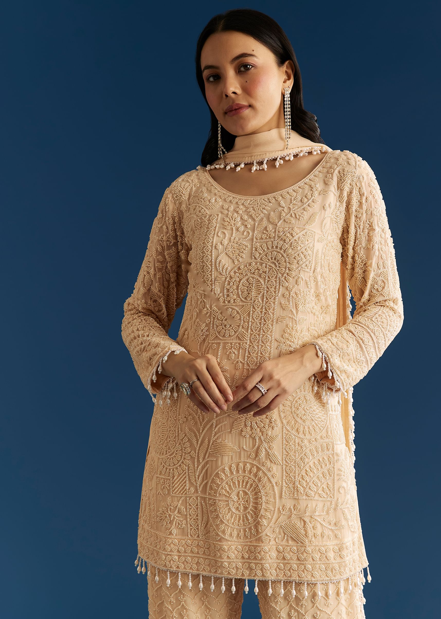 Cream Georgette Kurta Pant Set With Beaded Dupatta - Image 4