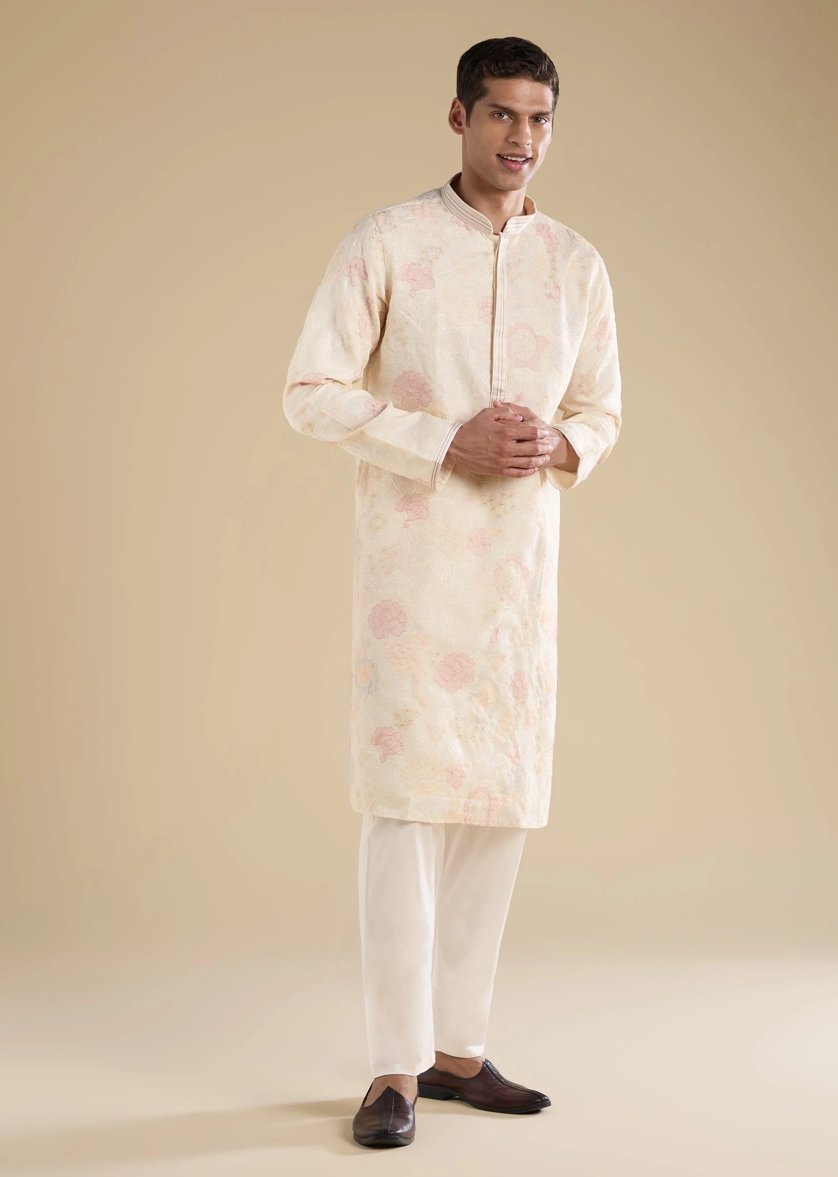 Cream Minimal Kurta Set - Image 3