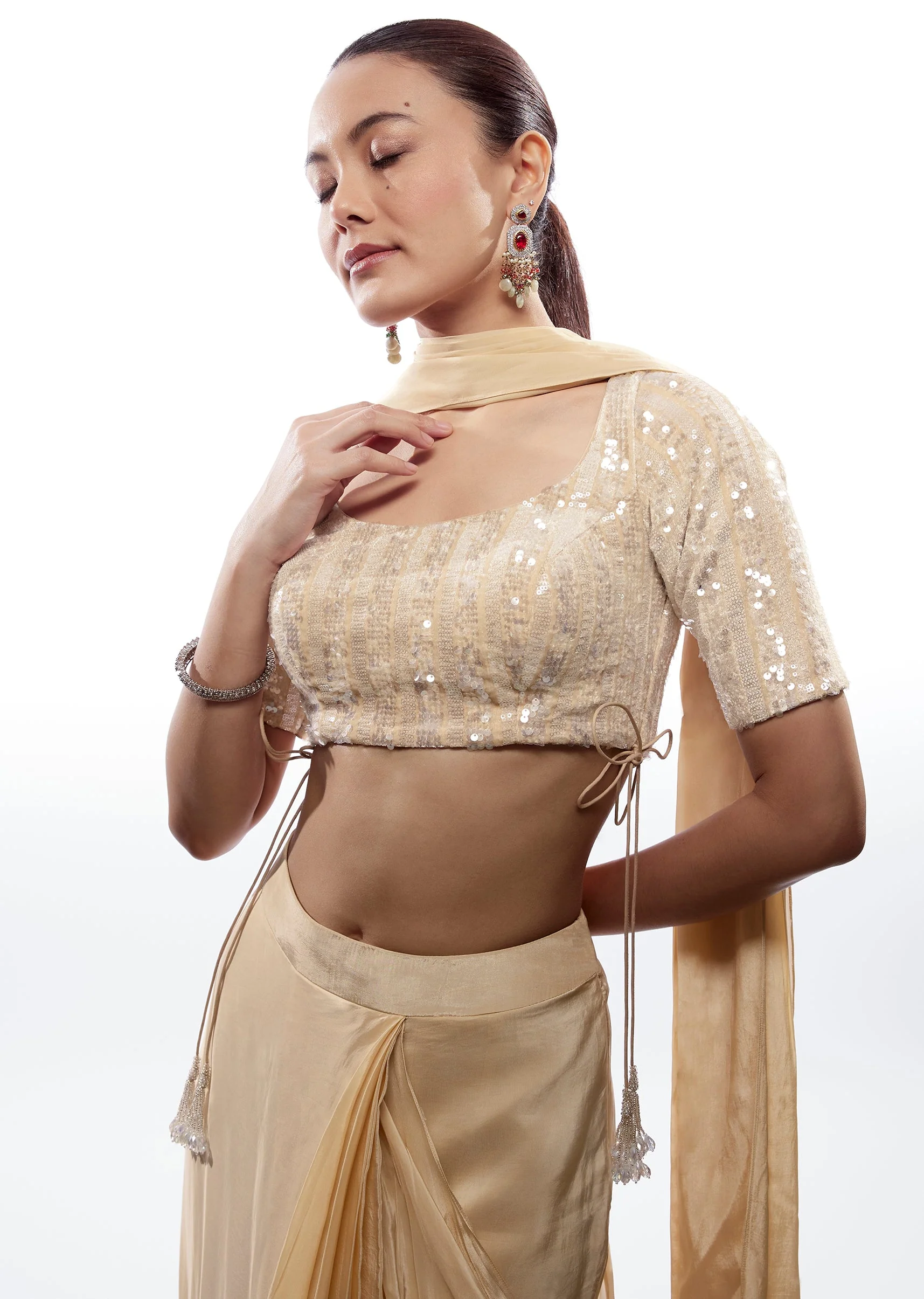 Cream Scoop Neck Blouse With Side Dori And Elastic Back